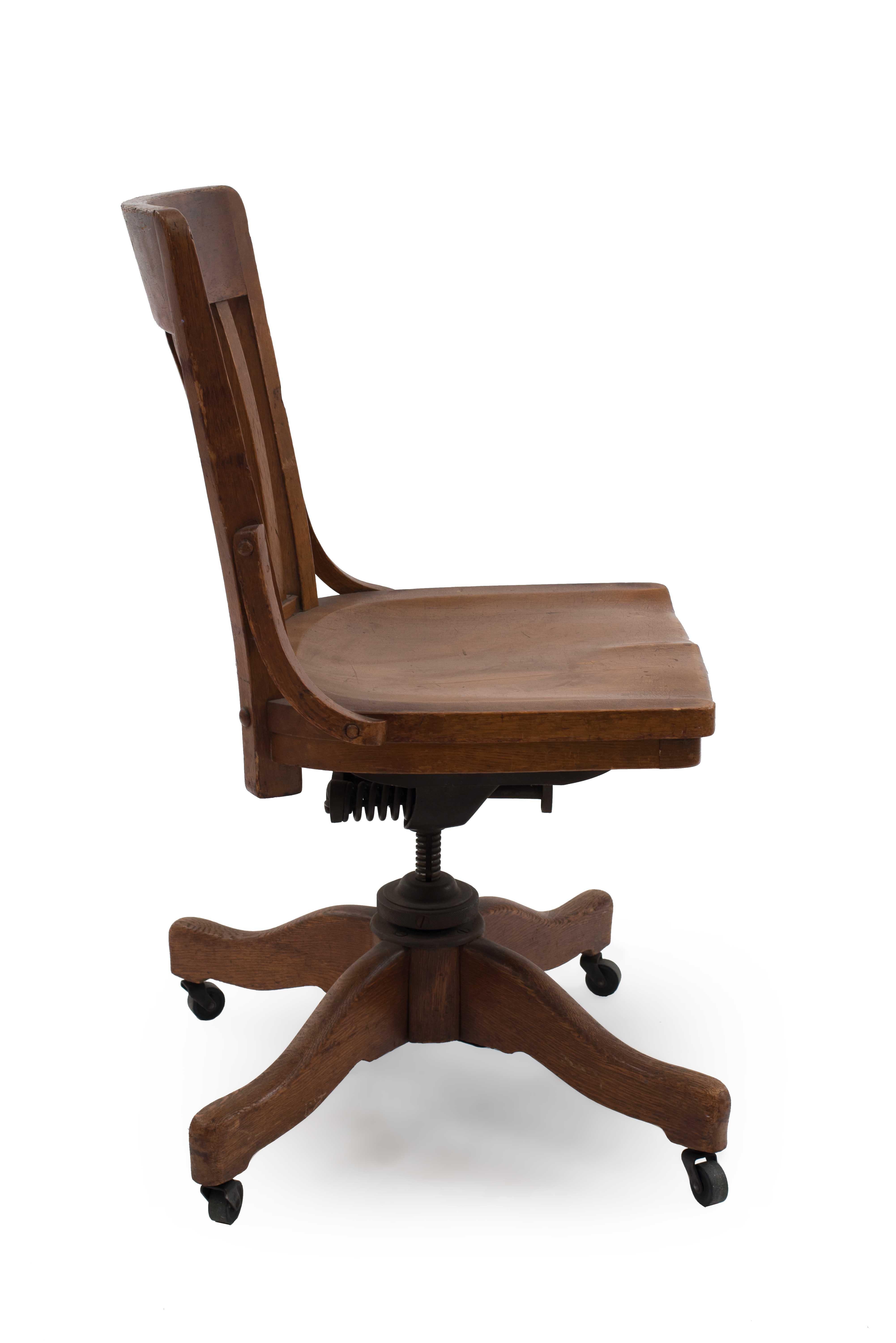 American Victorian Oak Swivel Chair 1