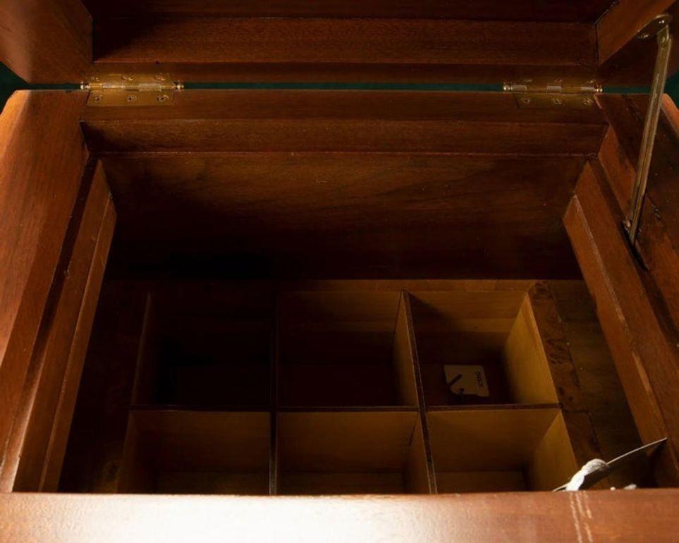 Cabinet victorien américain de style néo-renaissance, vers 1875. en vente 2