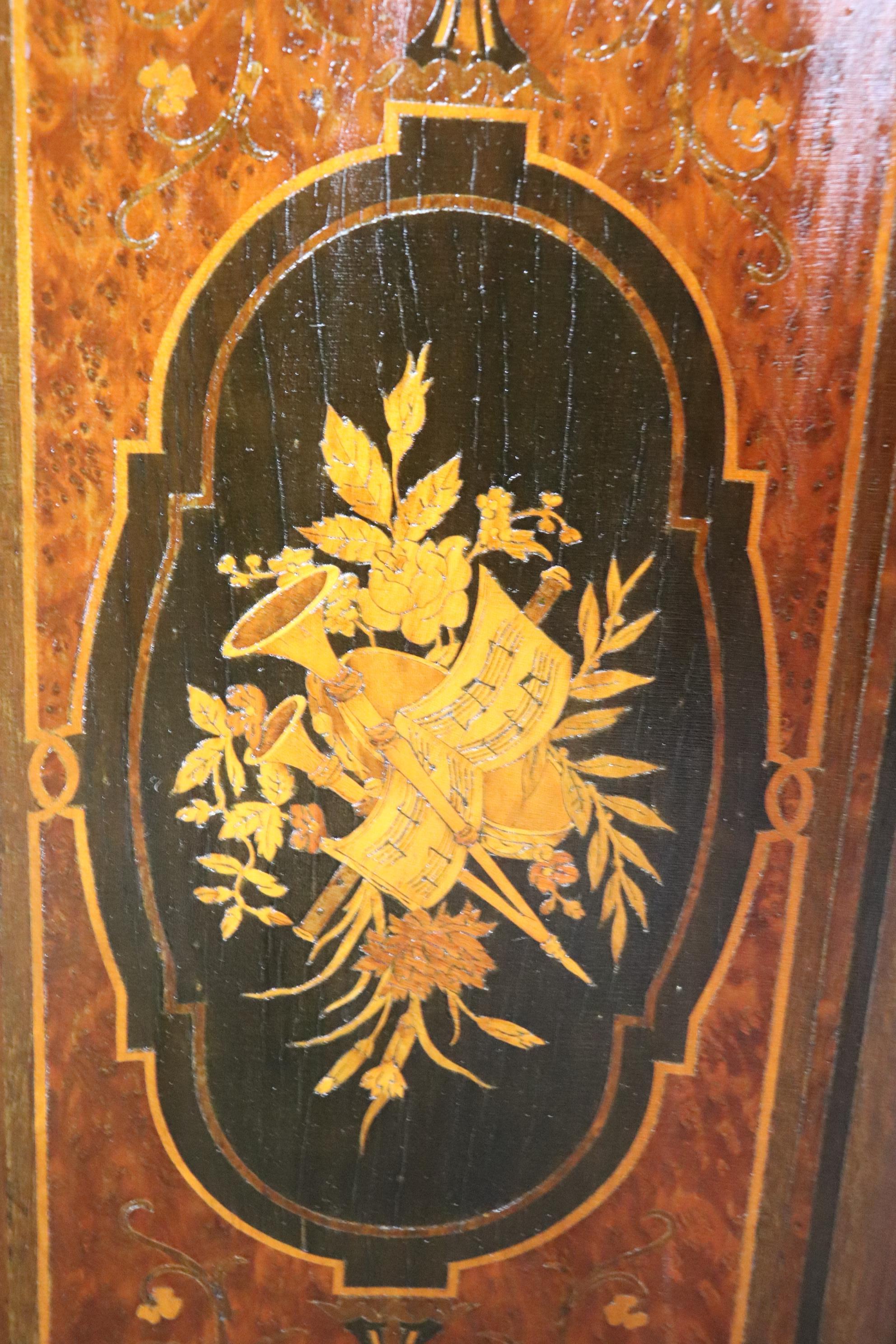 American Victorian Renaissance Revival Walnut and Satinwood Sideboard Circa 1870 In Good Condition In Swedesboro, NJ
