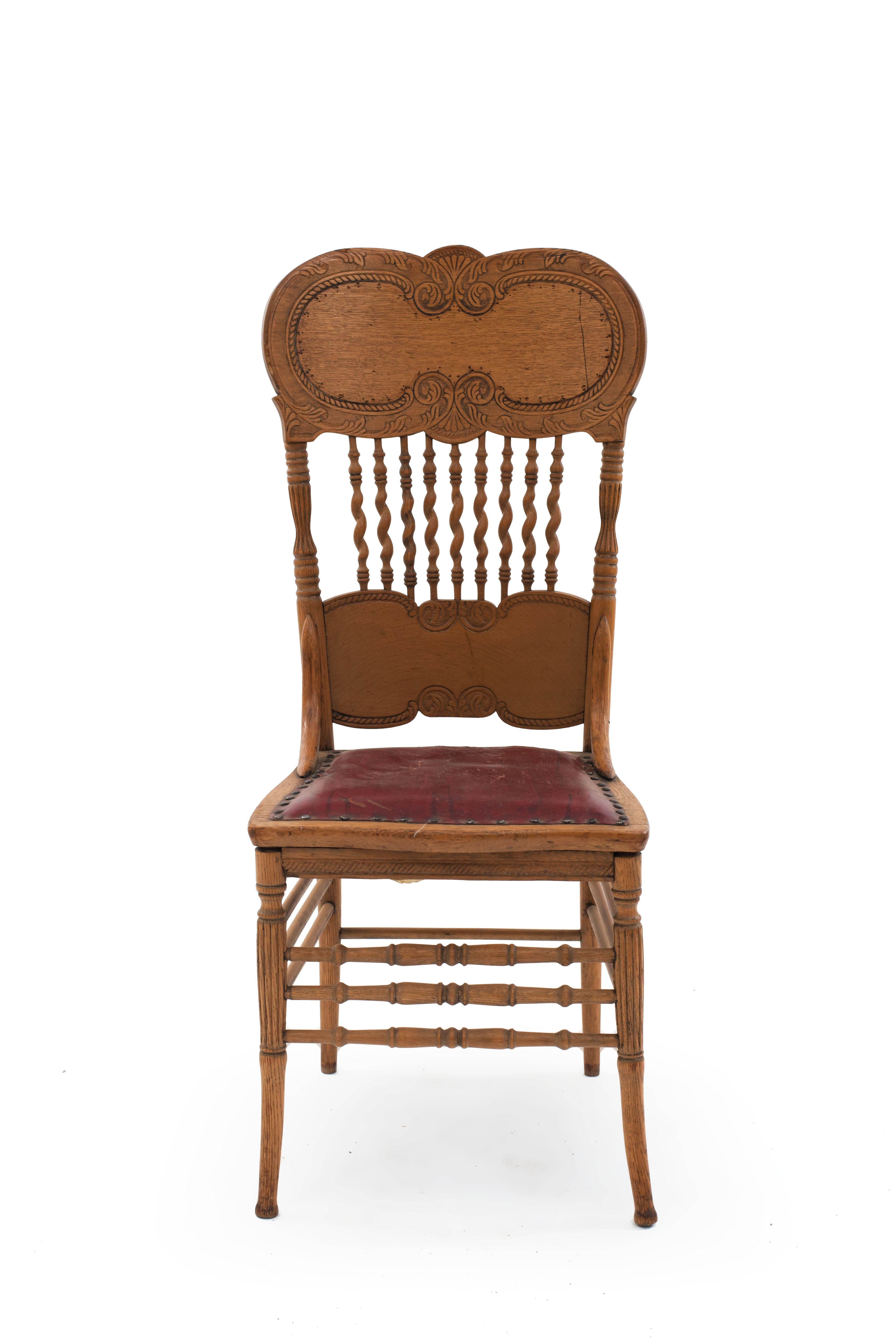 Set of 4 American Victorian Oak Side Chairs In Good Condition For Sale In New York, NY