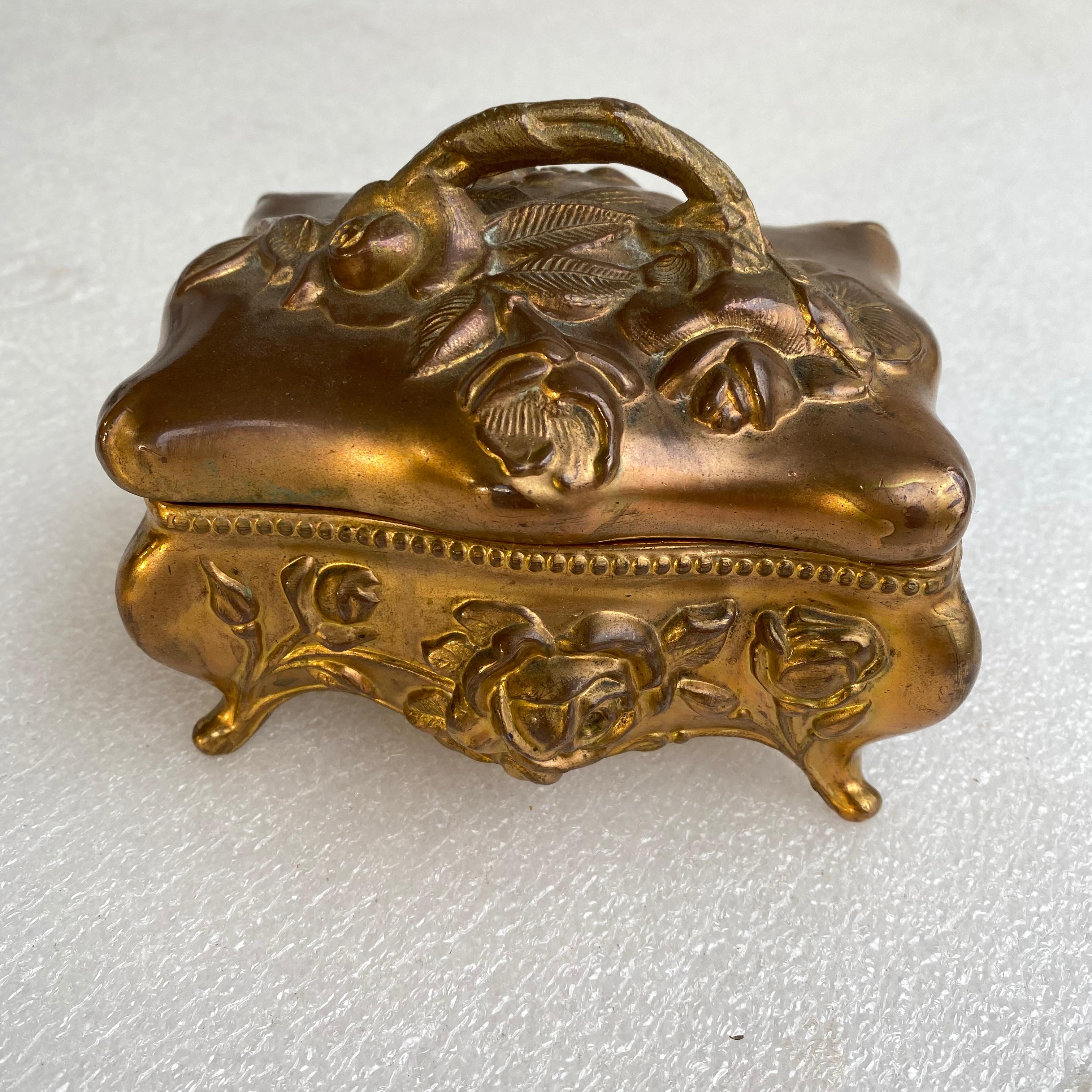 English American Victorian Style Brass Jewelry Box by Wade Manufacturing Group Co. For Sale