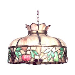 American Victorian Tiffany Style Hanging Shade American Victorian Tiffany Style Hanging Shade