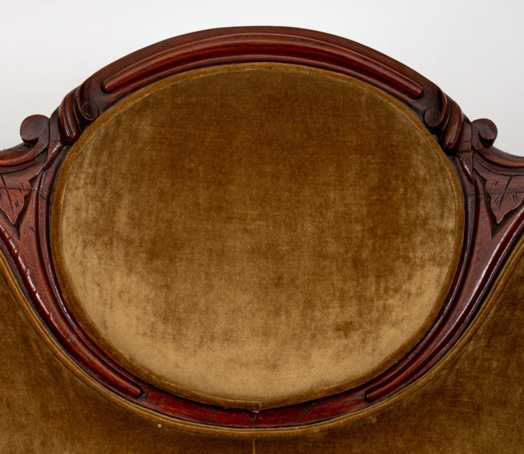 19th Century American Victorian Velvet Upholstered Settee