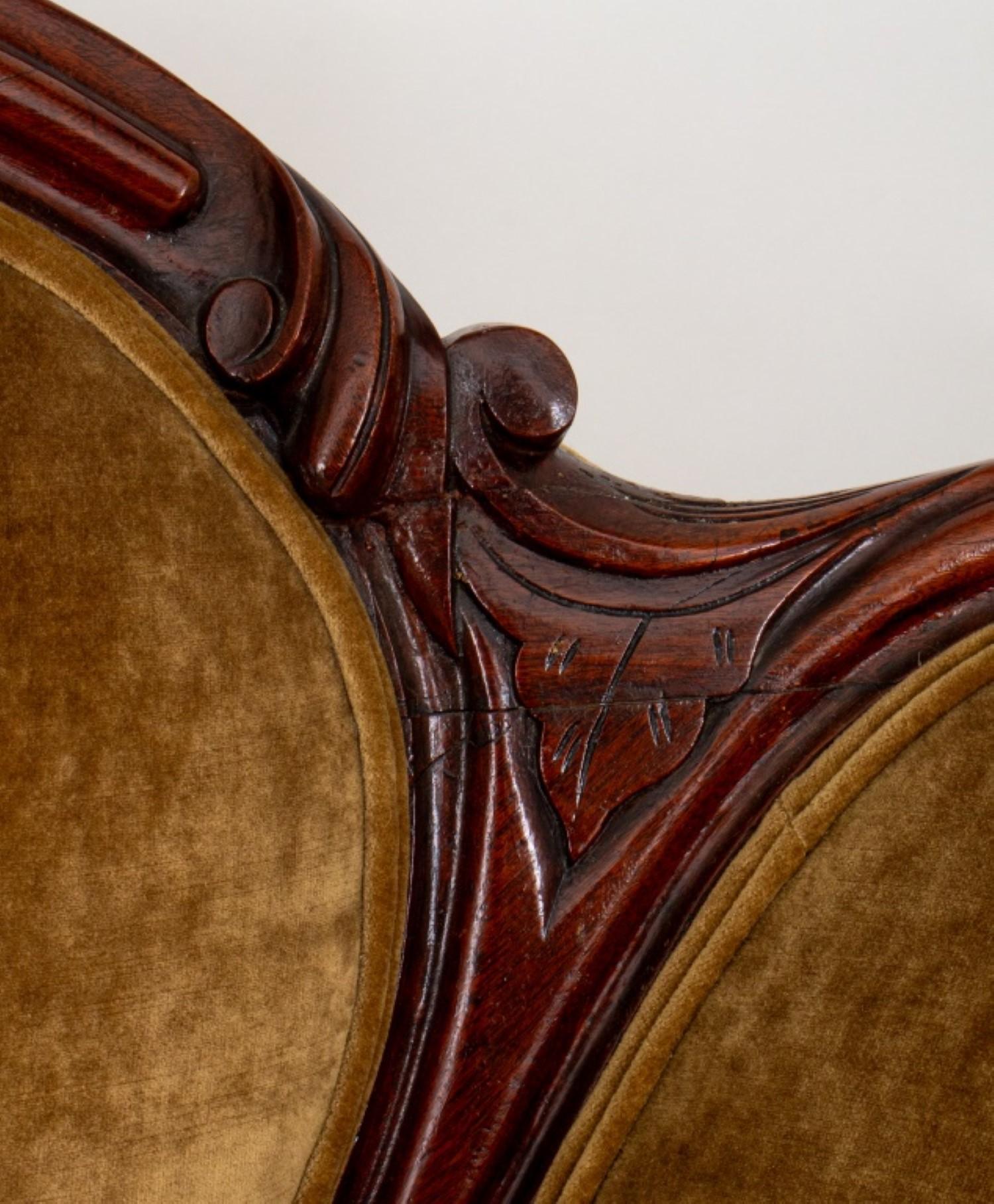 American Victorian Velvet Upholstered Settee 1