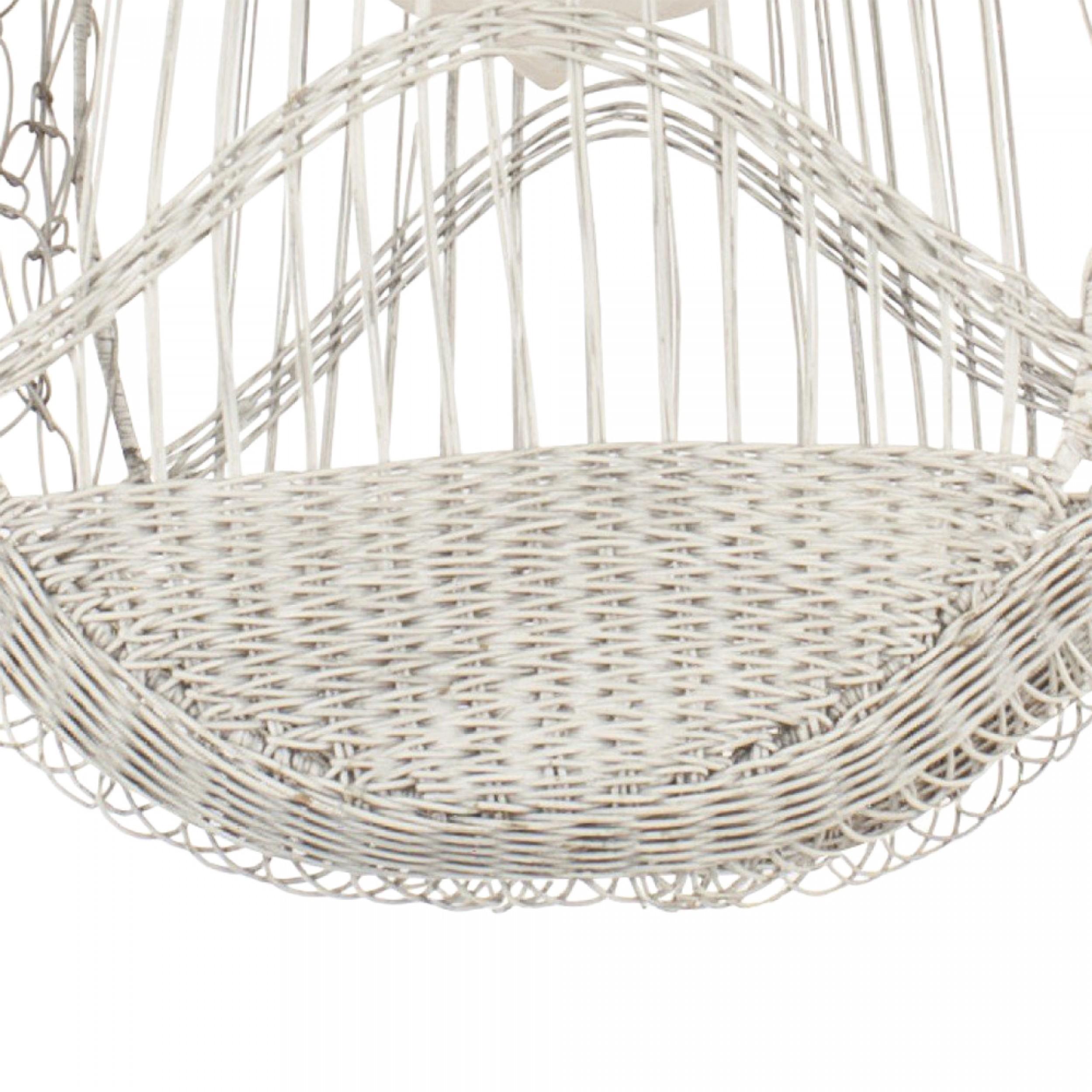 Vittoriano Lampadario americano vittoriano in vimini bianco in vendita