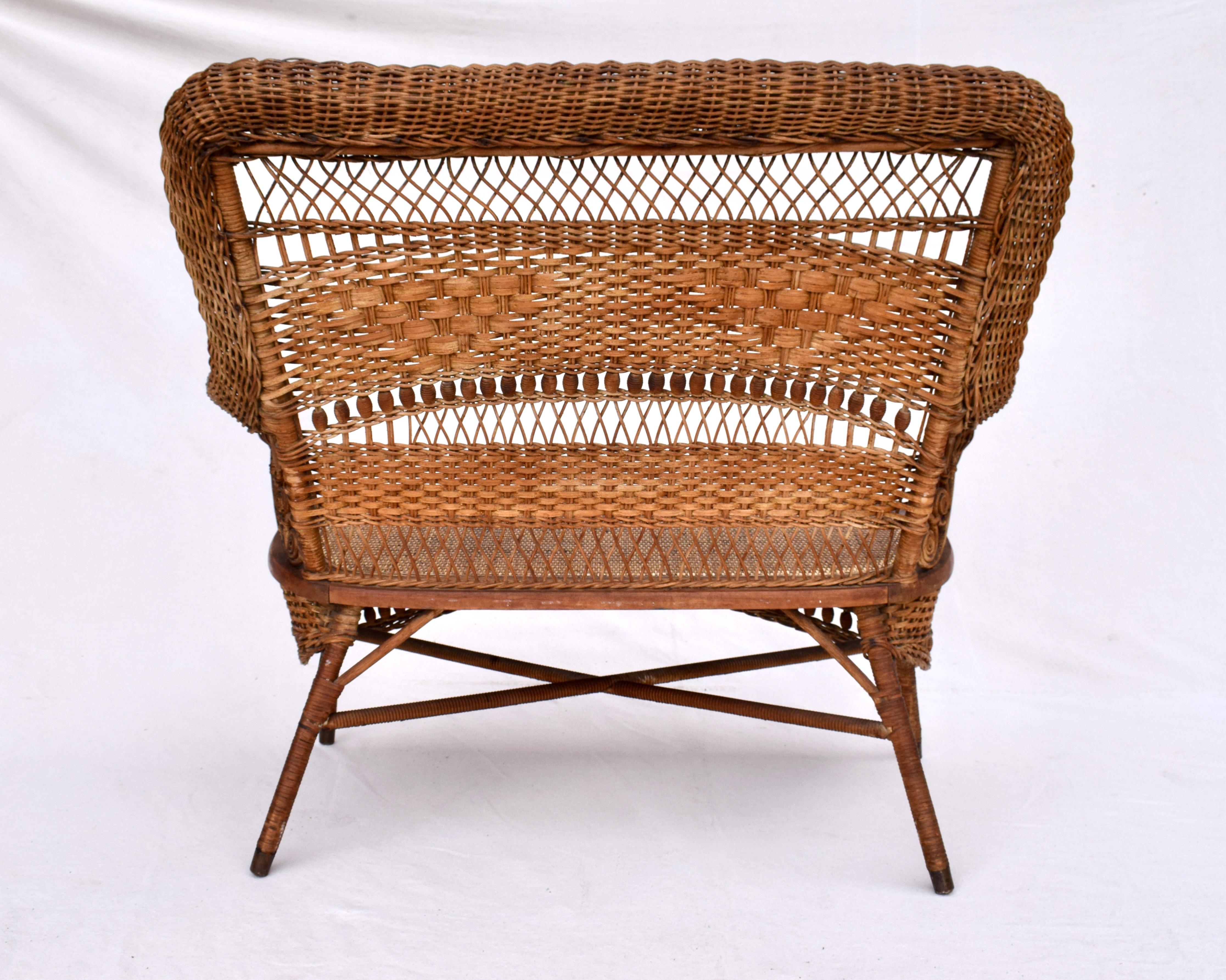 American Victorian Wicker Loveseat In Good Condition For Sale In Southampton, NJ