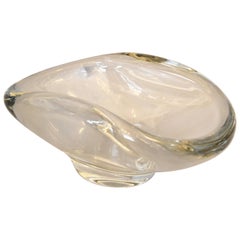 American Retro Heavy Hand Molded Crystal Glass Clear Art Glass Bowl Fostoria