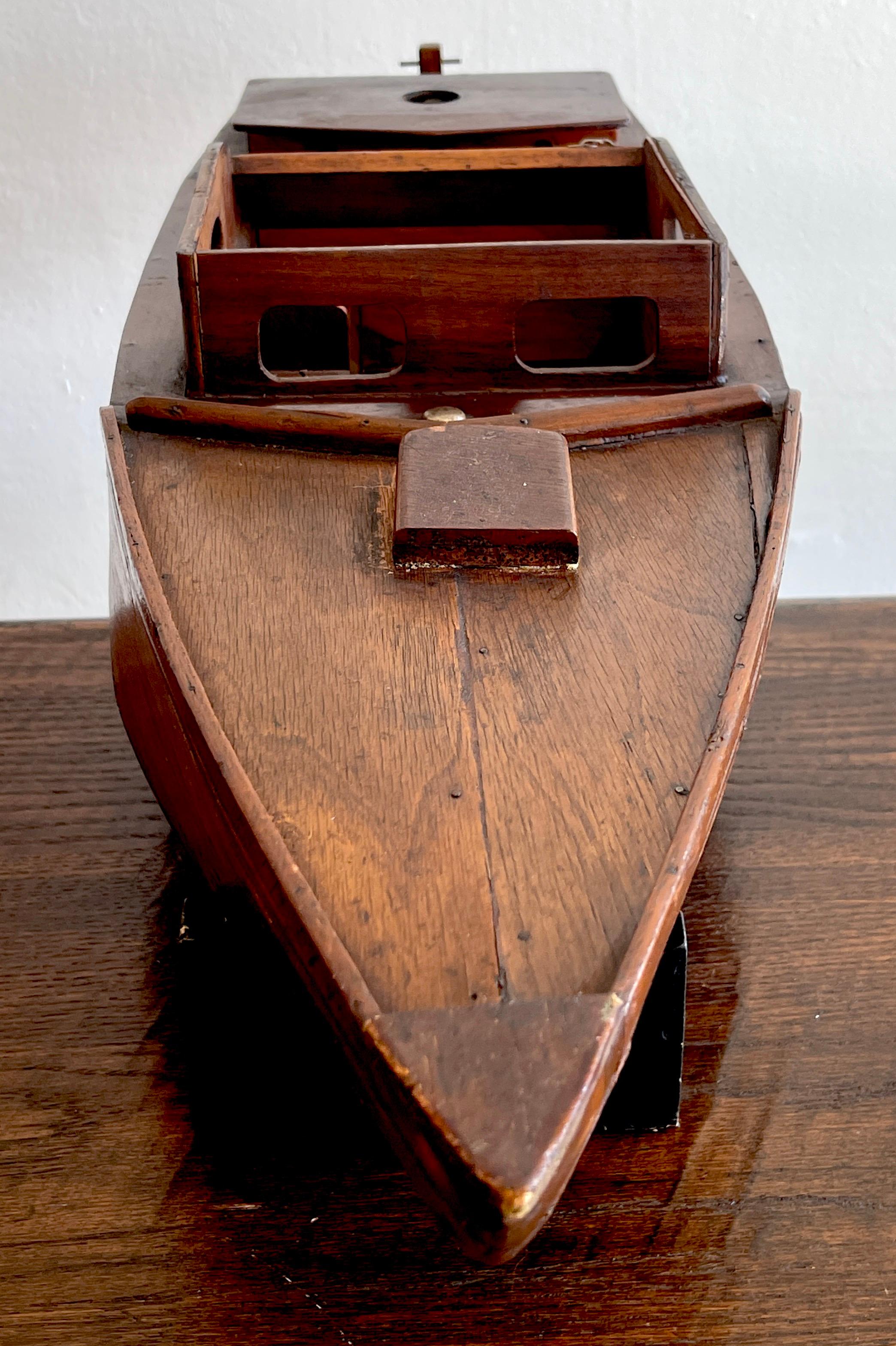 American Vintage Model of a Speedboat 'Ricky-O' For Sale 2