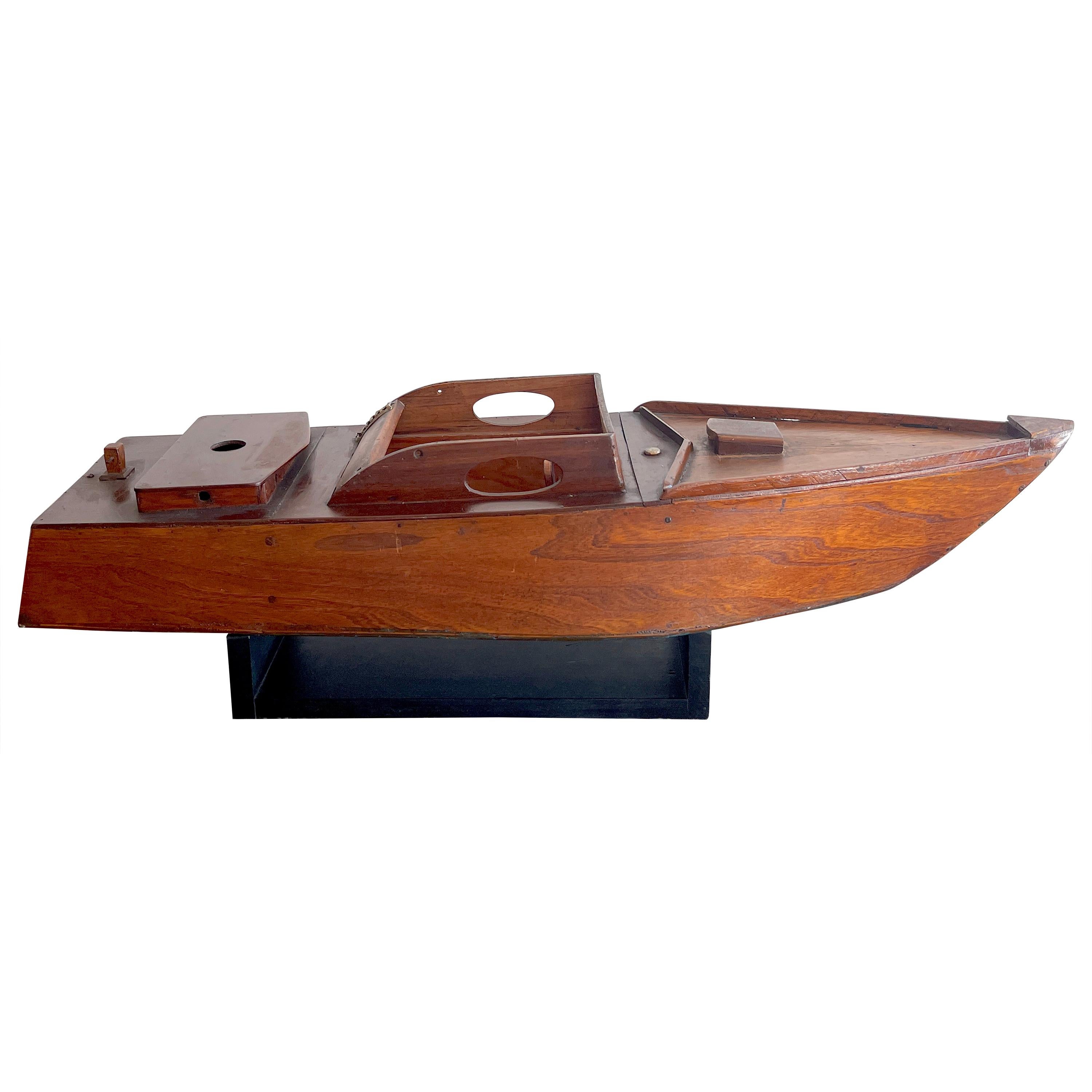 American Vintage Model of a Speedboat 'Ricky-O'