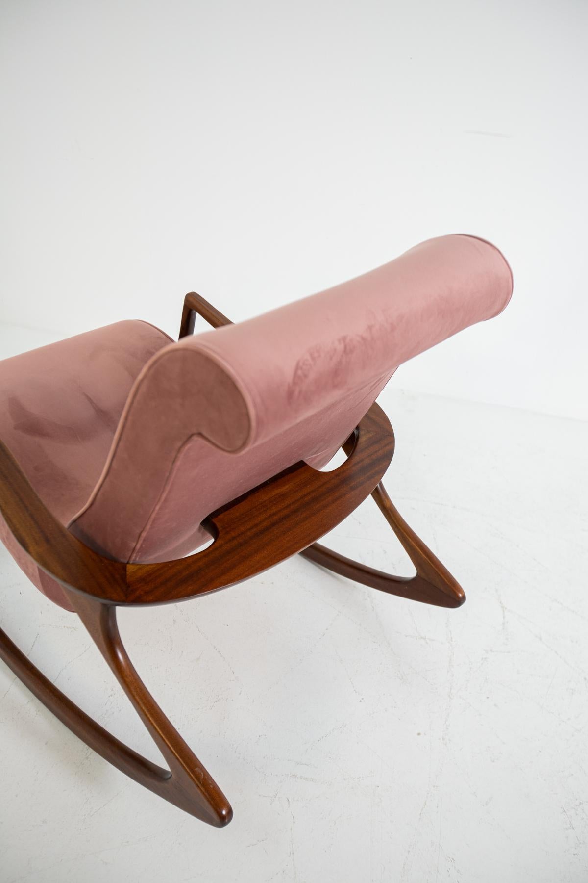 20th Century American Vintage Rocking Chair in Pink Velvet, Restored