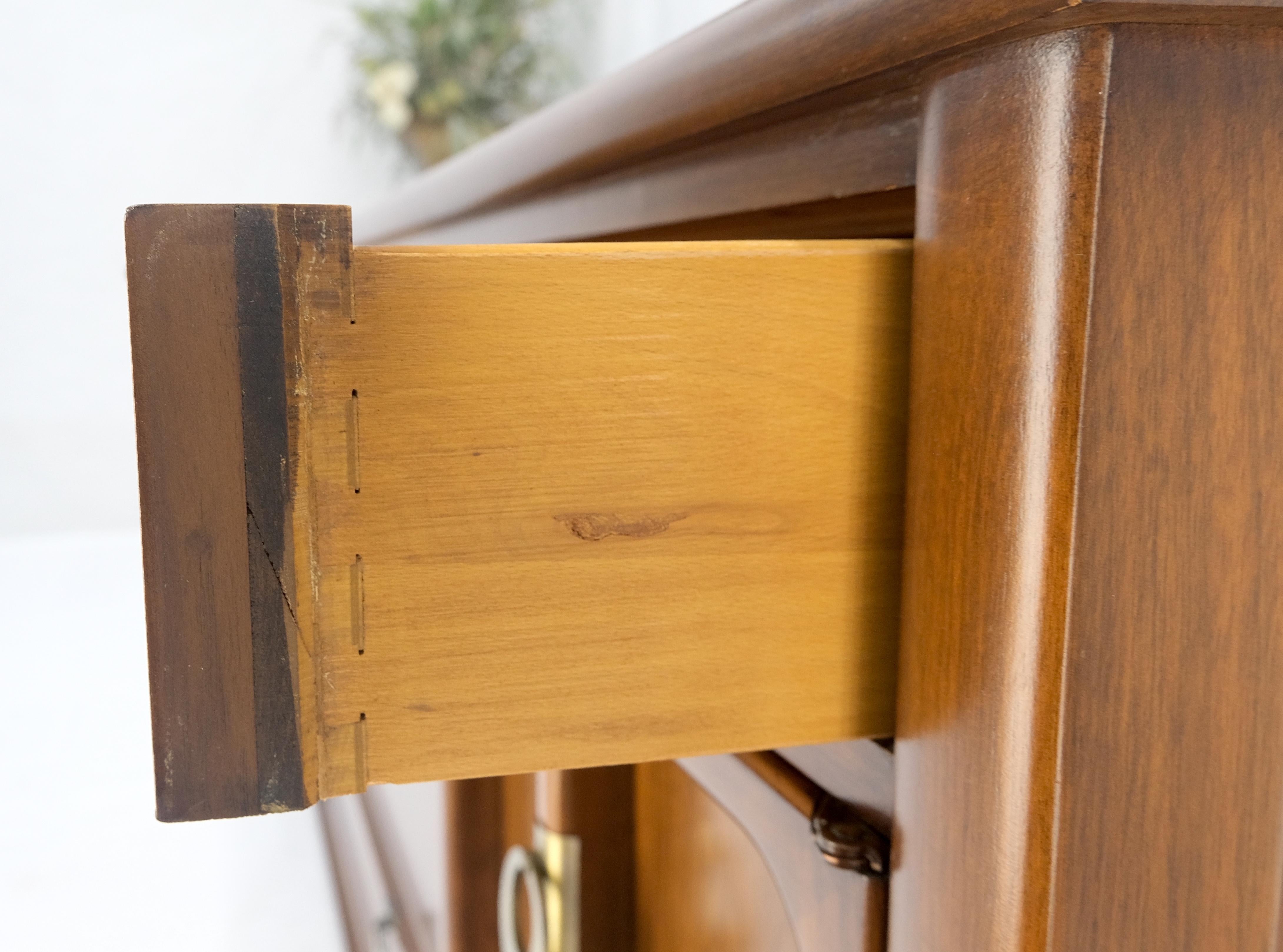 Credenza in noce americano a 6 cassetti e due ante lunga 67