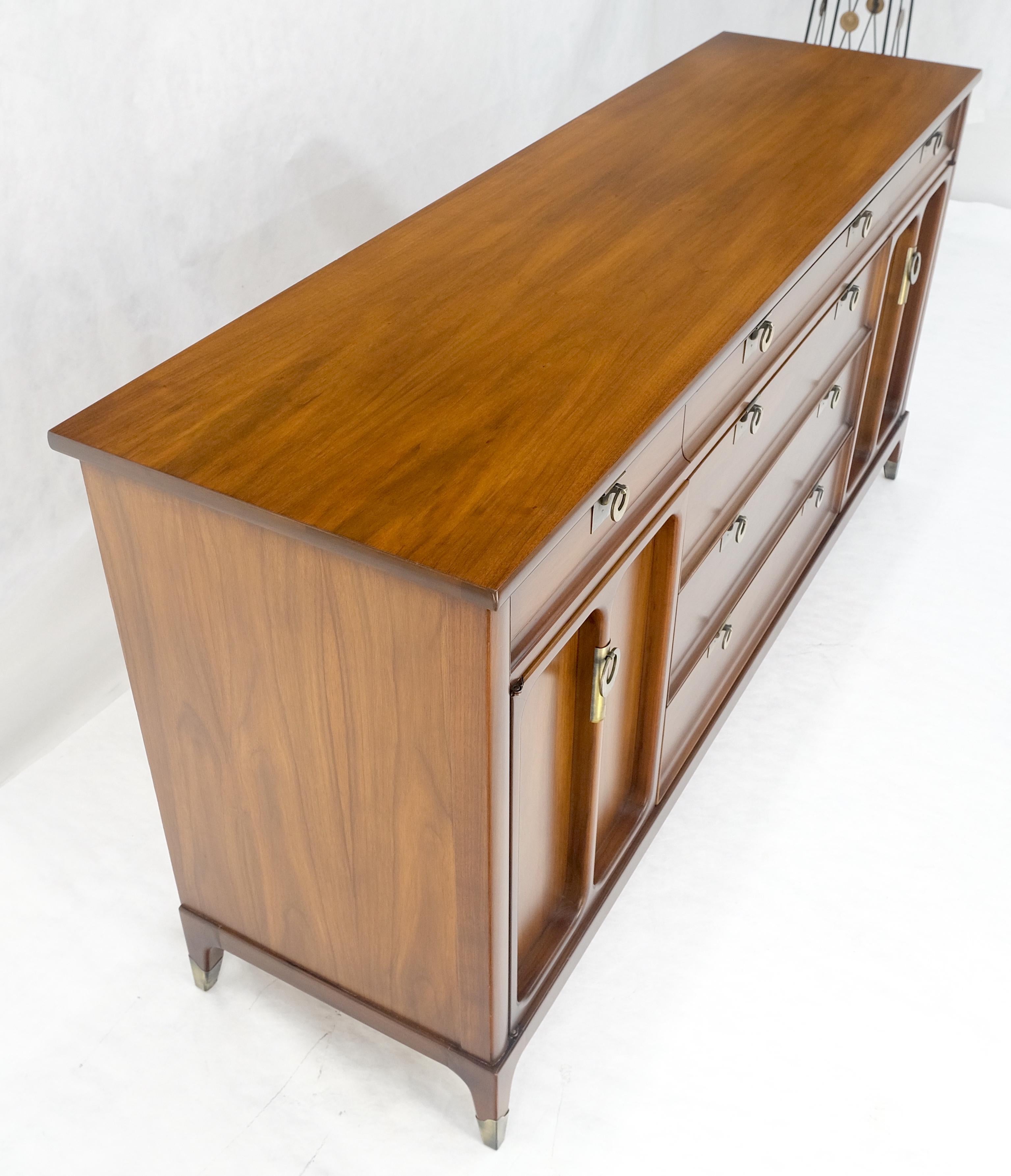 Credenza in noce americano a 6 cassetti e due ante lunga 67