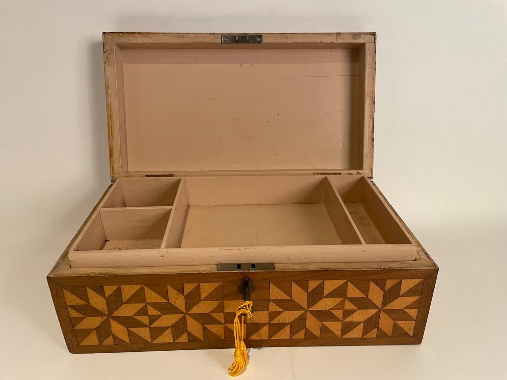 American Walnut and Fruit Wood Box With Geometric Inlay, Circa 1900 For Sale 6