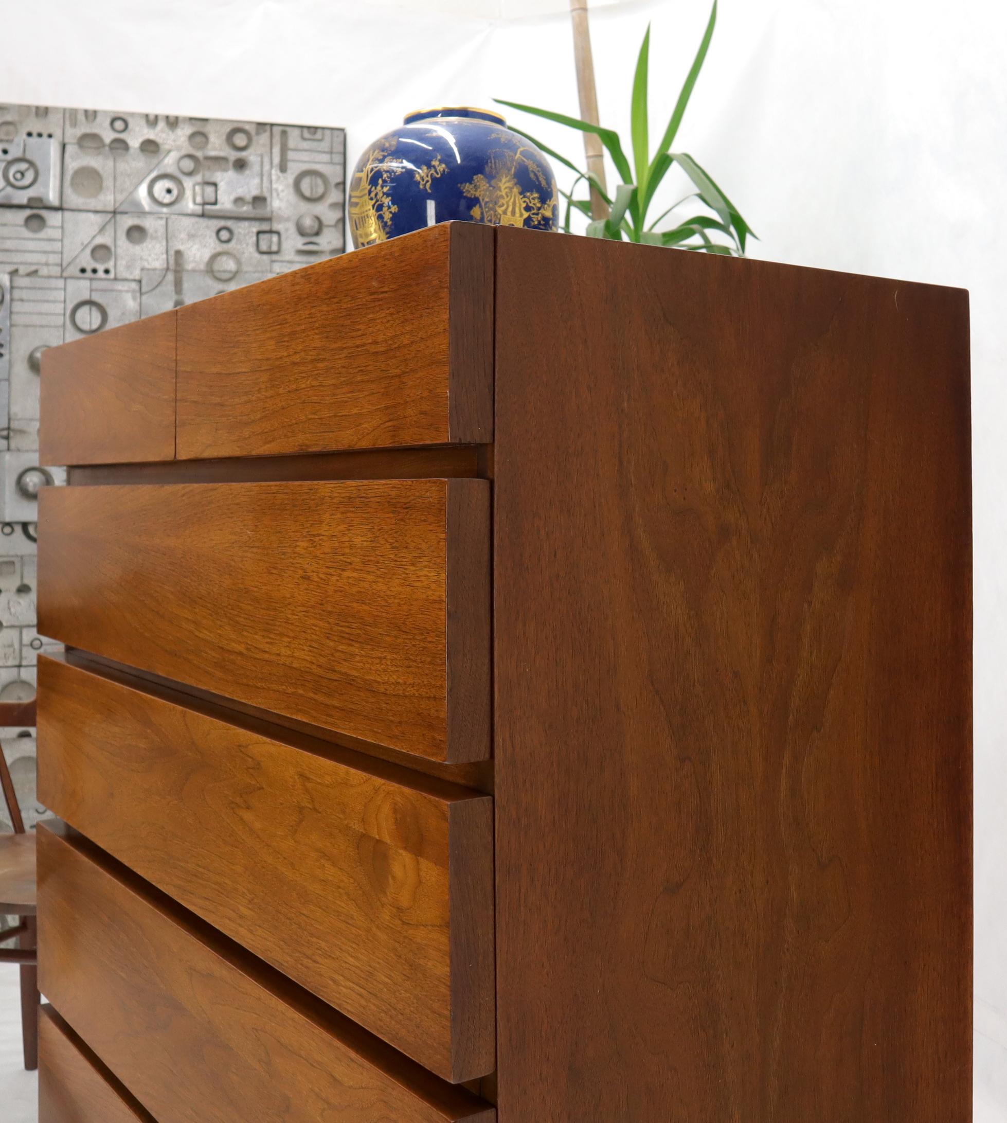 Mid-Century Modern American Walnut Block Front Drawers High Chest Dresser American of Martinsville For Sale