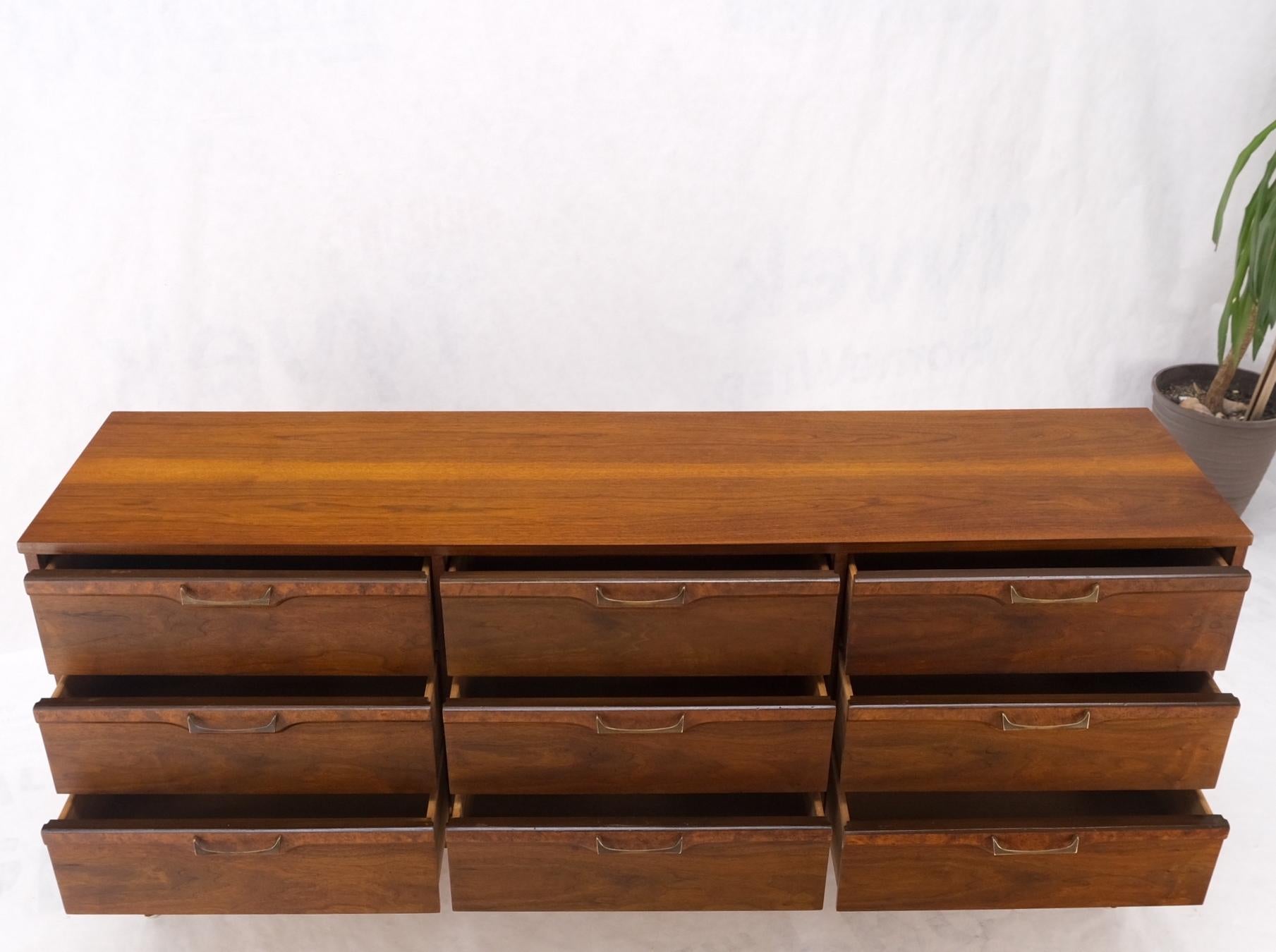 American Walnut Burl Mid-Century Modern 9 Drawers Dresser Credenza Cabinet MINT! For Sale 10