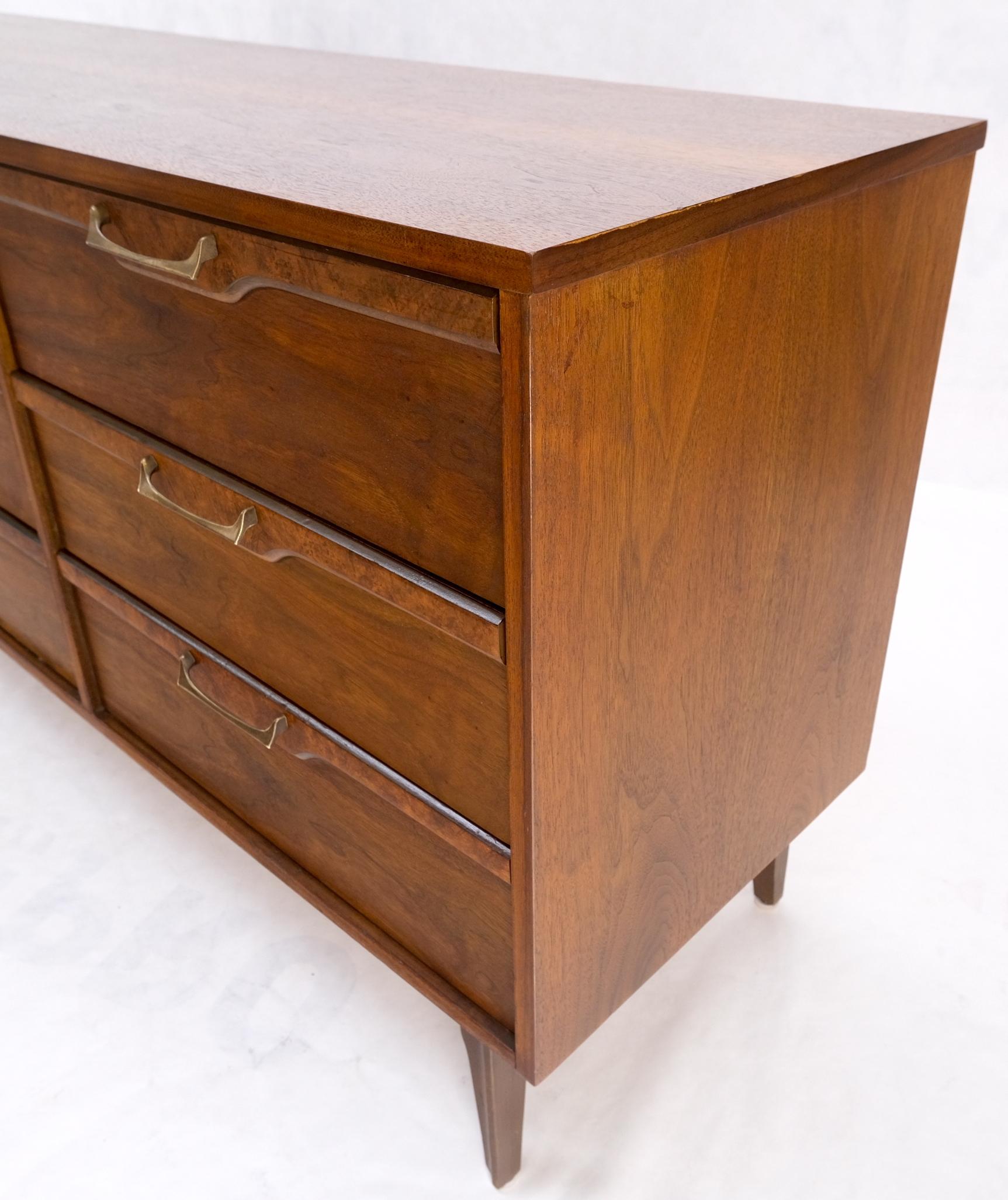 20th Century American Walnut Burl Mid-Century Modern 9 Drawers Dresser Credenza Cabinet MINT! For Sale