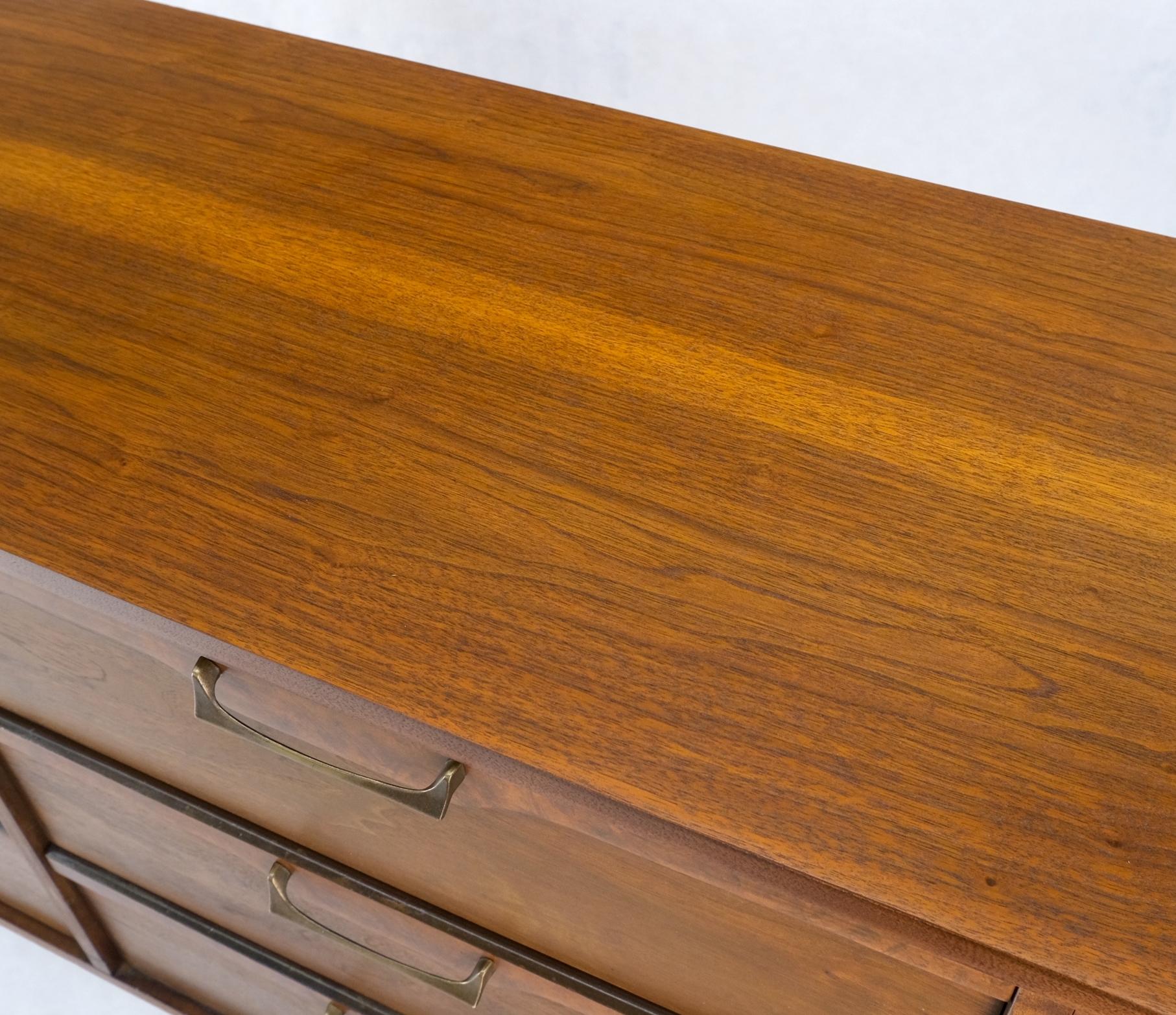 American Walnut Burl Mid-Century Modern 9 Drawers Dresser Credenza Cabinet MINT! For Sale 1