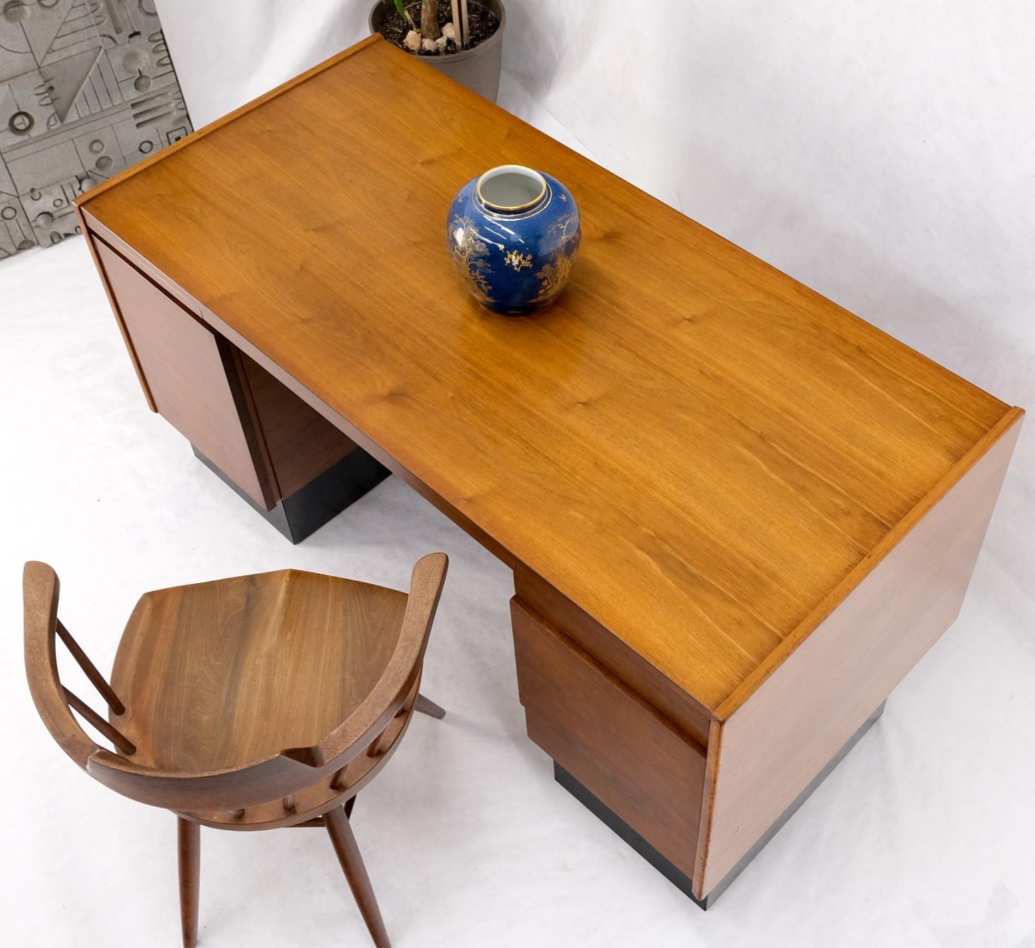 American Walnut Ed Wormley for Dunbar Double Pedestal Desk w/ Folding Return For Sale 2