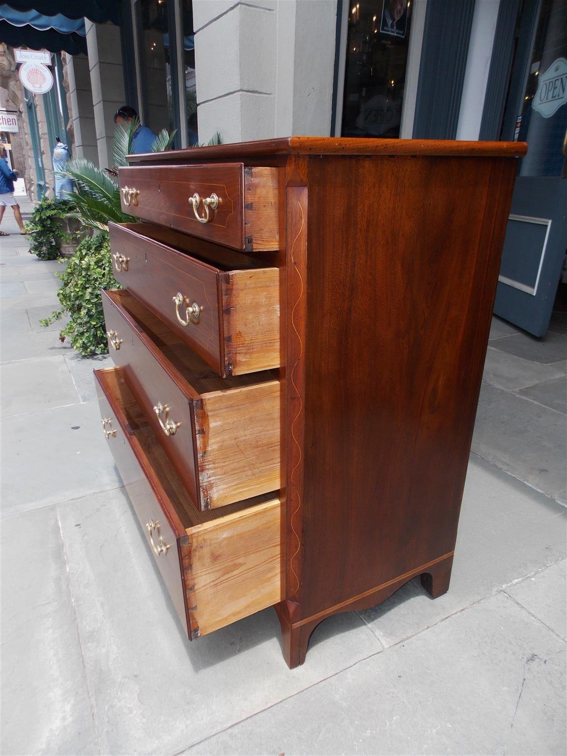 American Walnut Graduated Chest of Drawers with Patera Inlay. N.C. , Circa 1810 For Sale 8