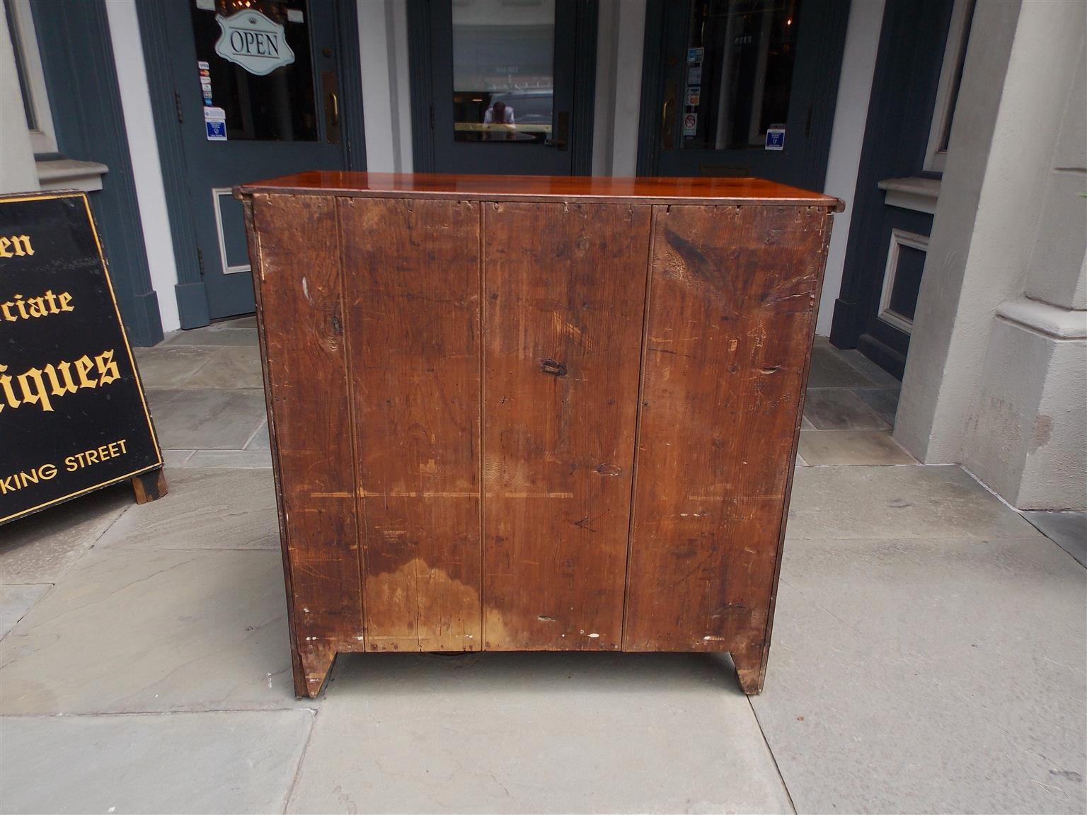 American Walnut Graduated Chest of Drawers with Patera Inlay. N.C. , Circa 1810 For Sale 10