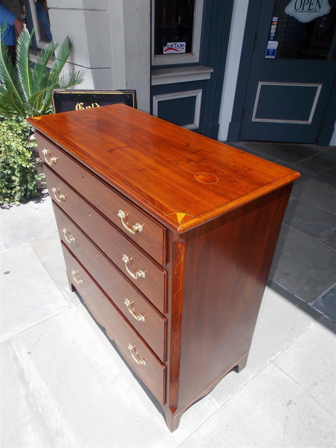 American Walnut Graduated Chest of Drawers with Patera Inlay. N.C. , Circa 1810 For Sale 2