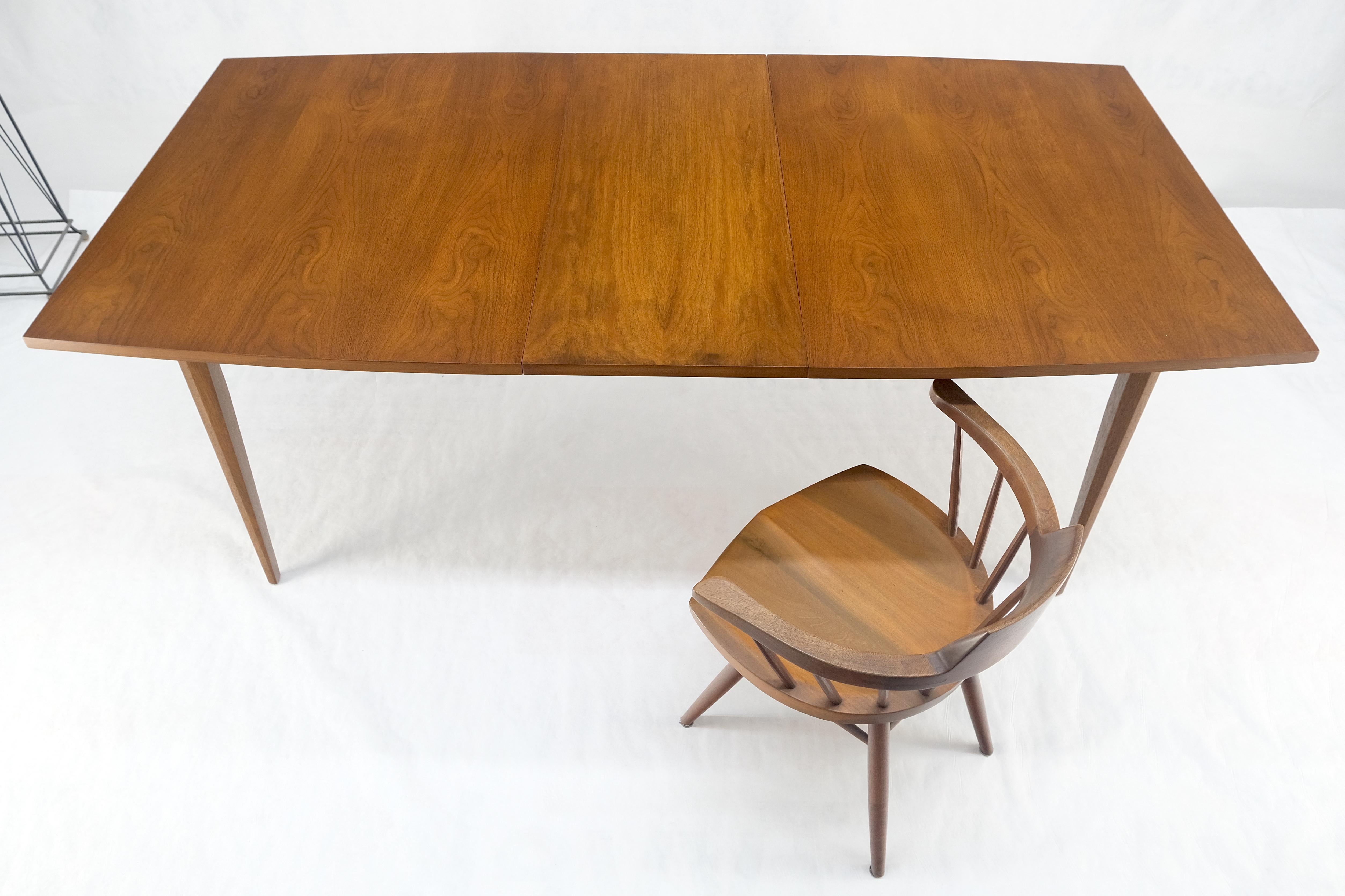Table de salle à manger en noyer américain, style moderne danois du milieu du siècle, 1x18
