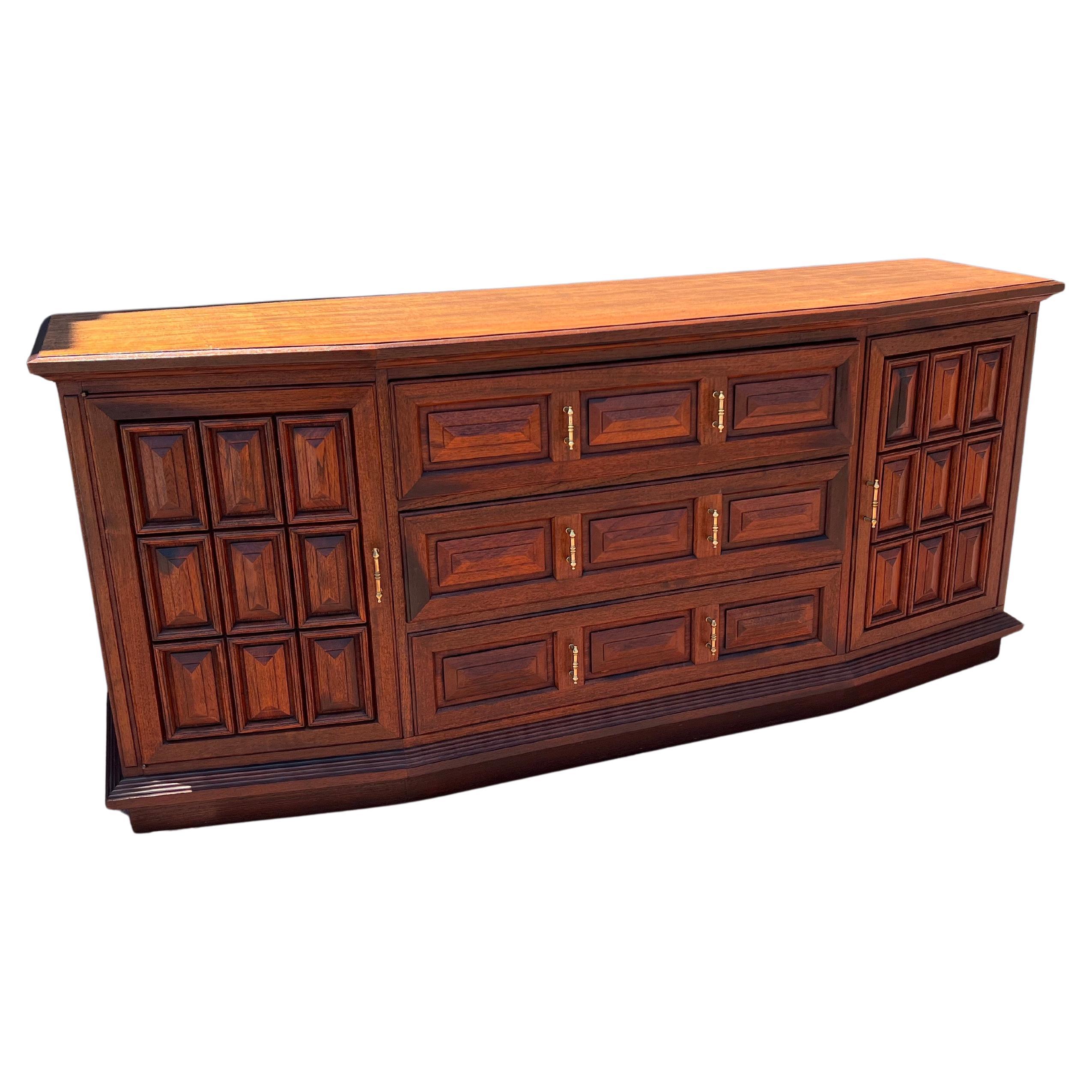 American Walnut Mid Century Mediterranean Pillow Tufted Facade Credenza Buffet In Good Condition For Sale In San Diego, CA