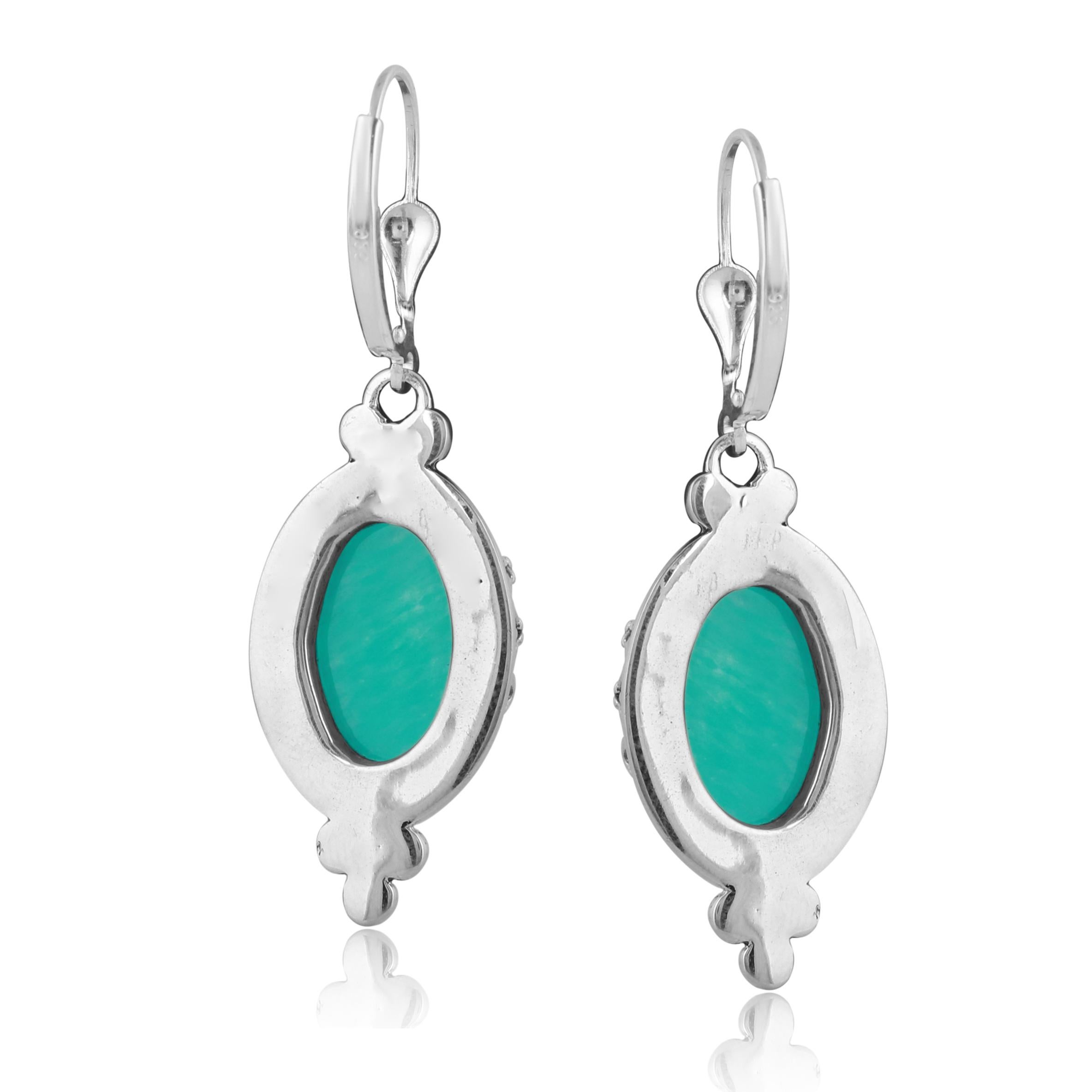 Taille ovale Amazonite de l'Ouest américain Boucle d'oreille à levier en argent sterling avec détails de la couronne en vente
