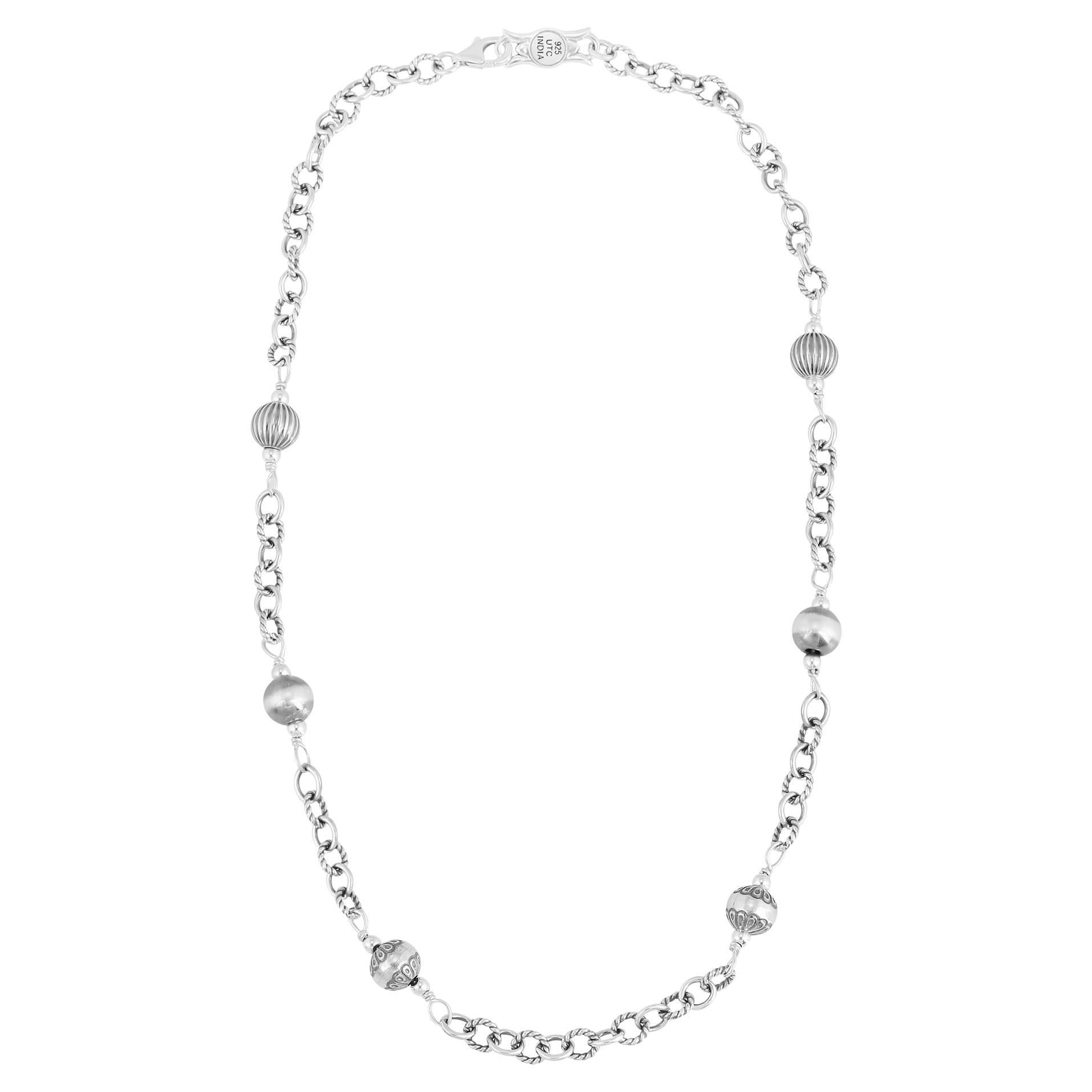 American West Jewelry Collana ovale con perline e texture in argento sterling