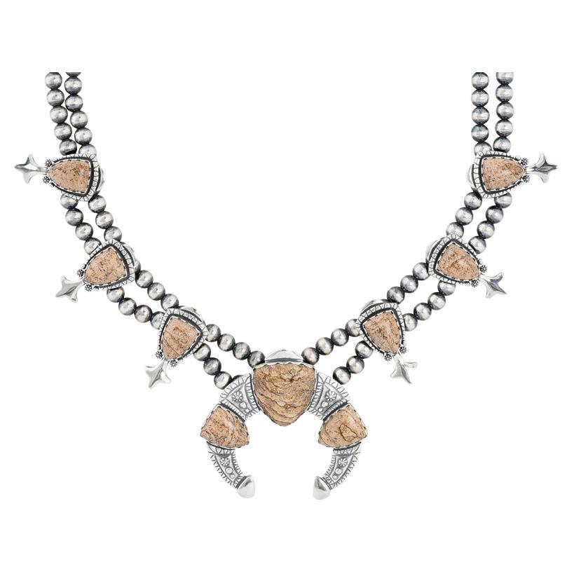 Collana con fiori di zucca in diaspro di American West Silver, da 18 a 21 pollici in vendita
