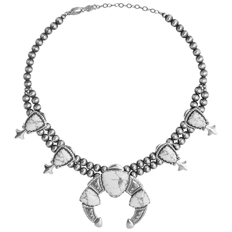 Taglio a goccia Collana con fiori di zucca American West in argento bianco Howlite, da 18 a in vendita
