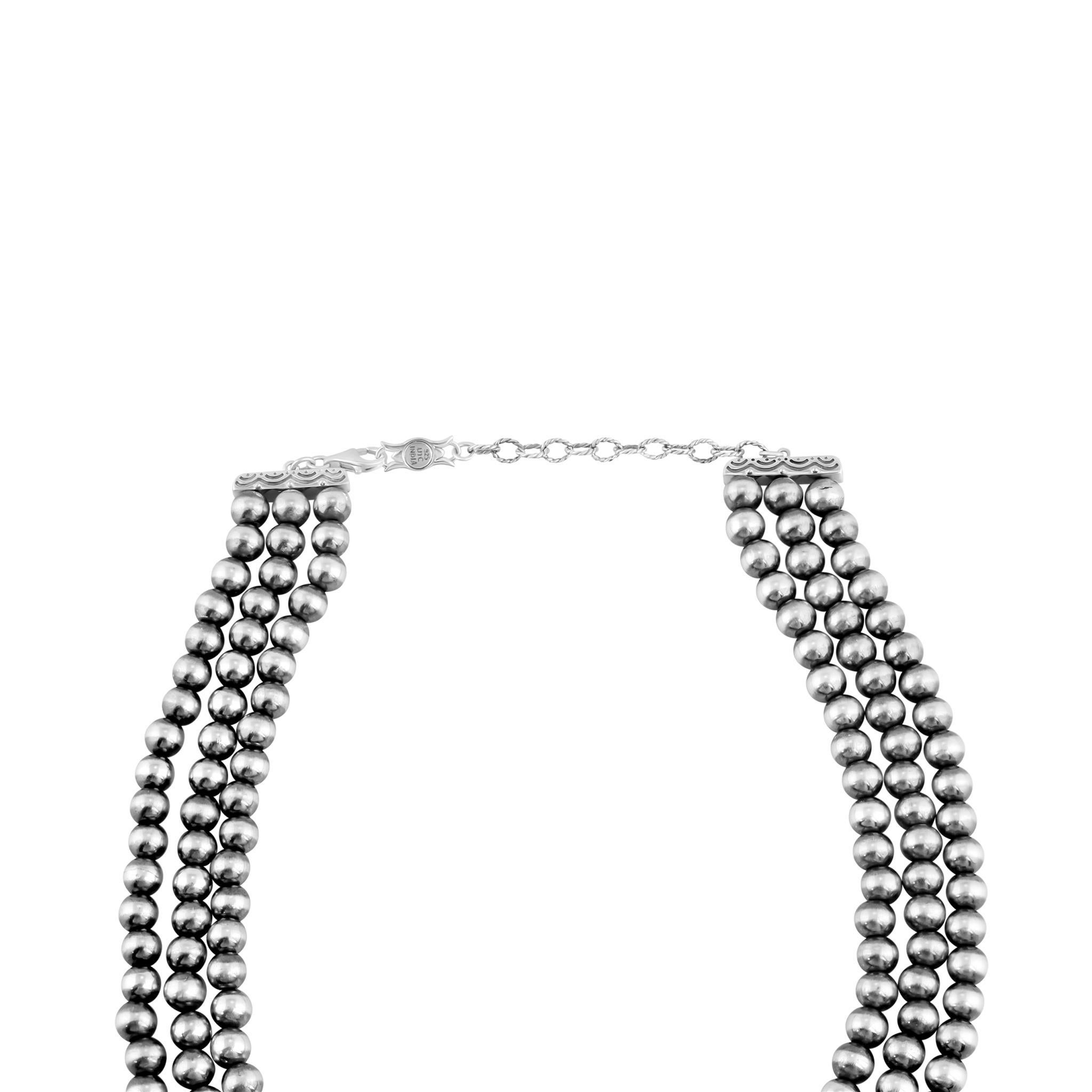 American West Sterling Silber Charoite Ovalschliff Dreireihige Perlenkette (Indigene Kunst (Nord-/Südamerika)) im Angebot