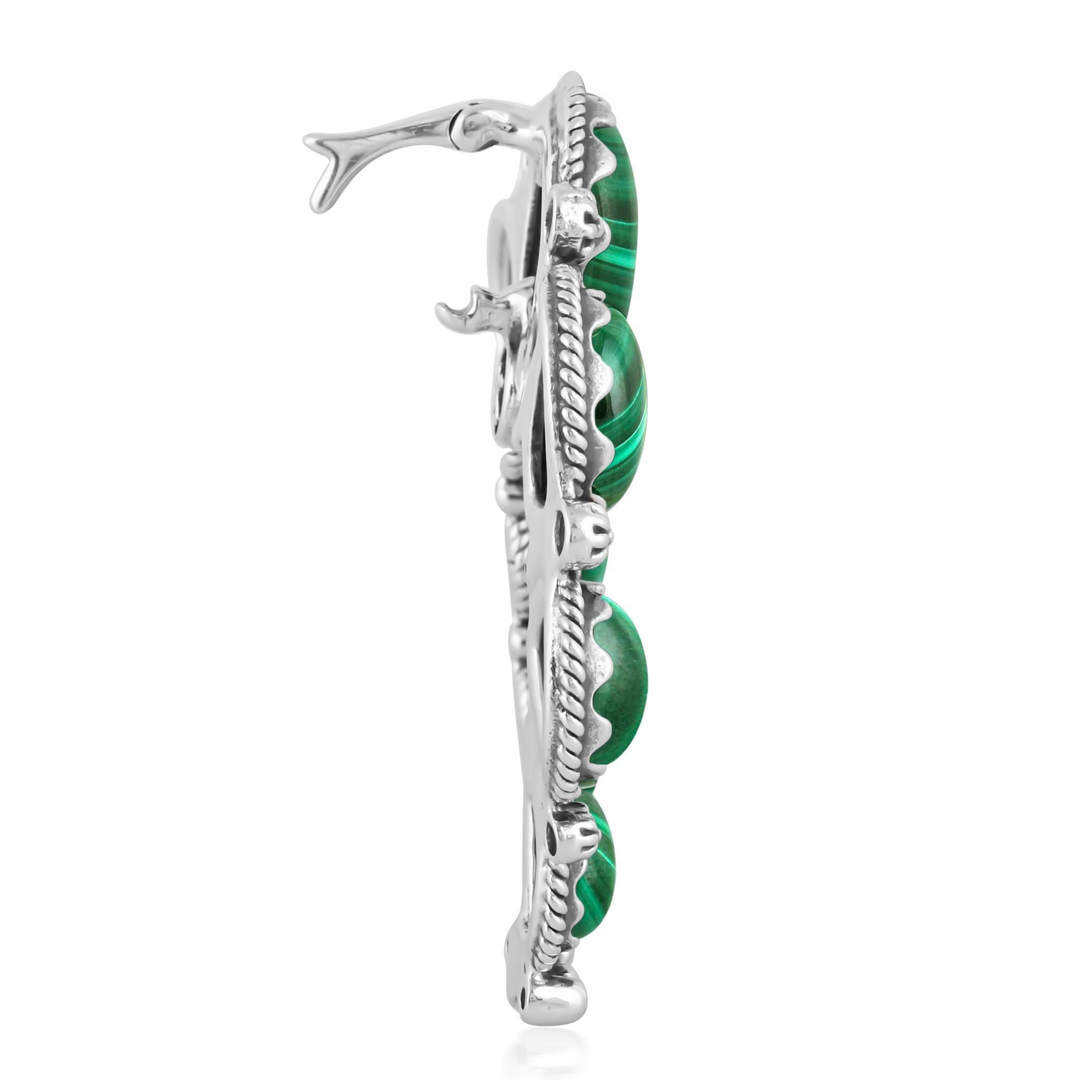 Taille poire Pendentif Naja en argent Sterling A Silver en vente