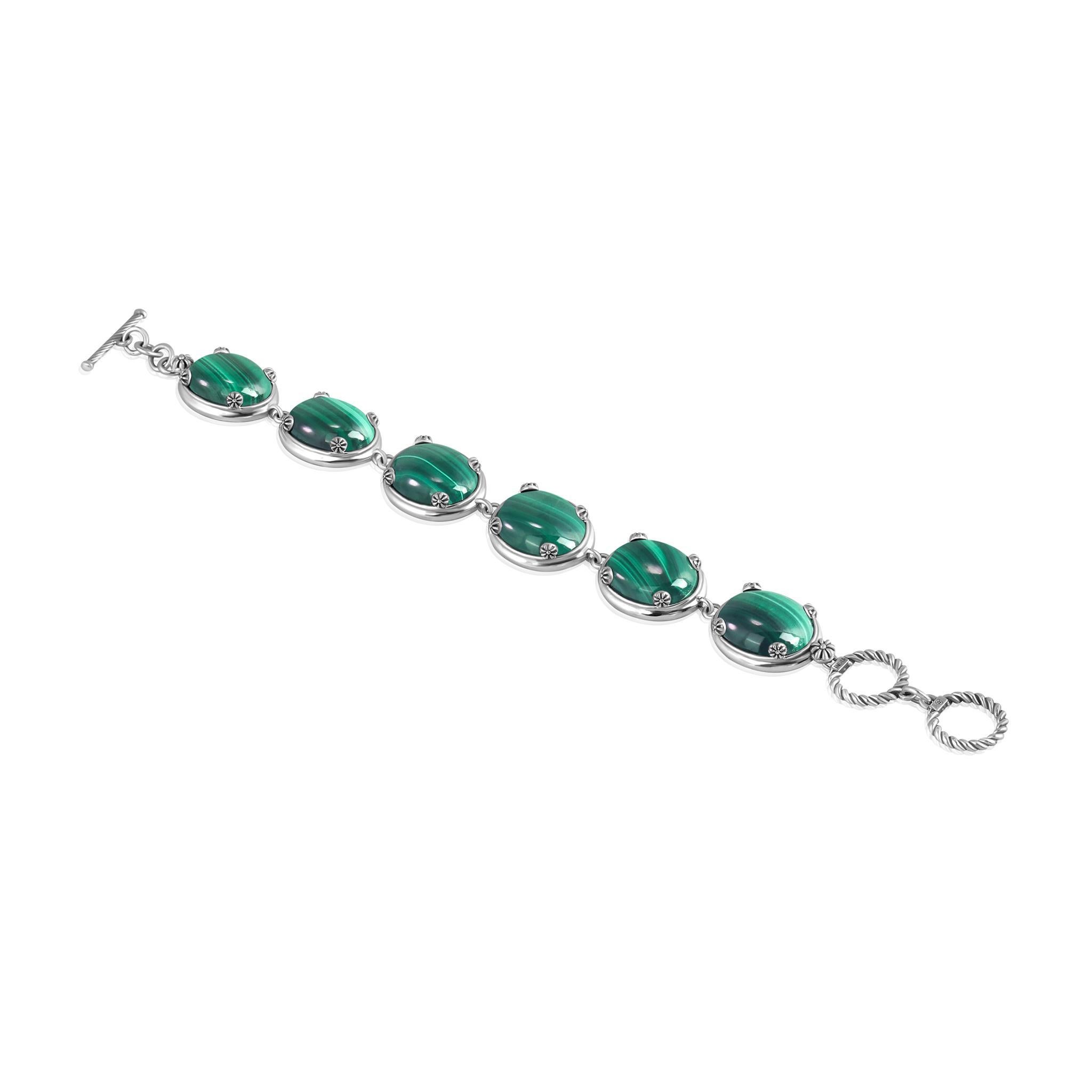 Taille ovale Bracelet à bascule en argent sterling avec cabochon ovale en malachite en vente