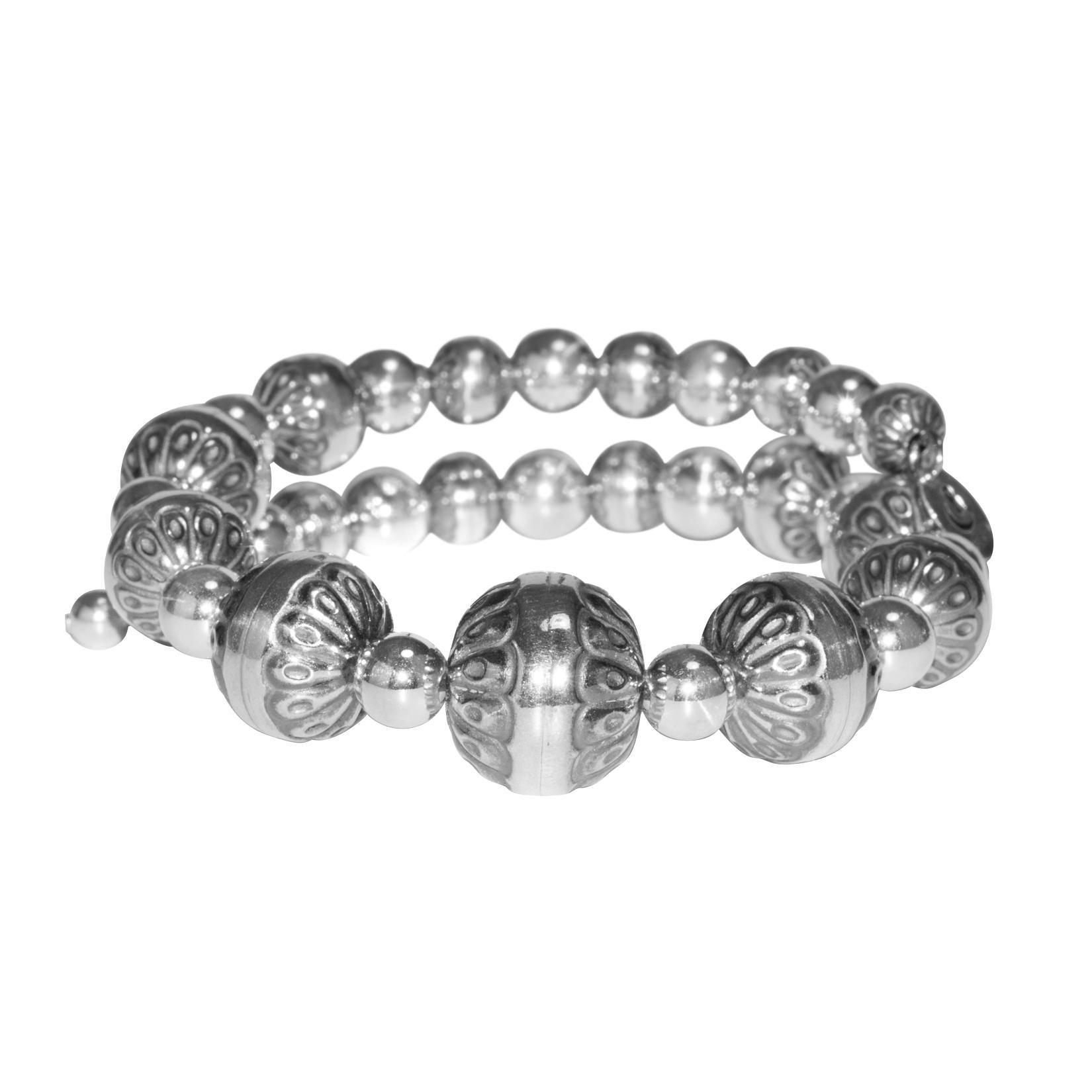 Bracciale a spirale con perle native in argento Sterling American West Taglia unica In condizioni Nuovo in vendita a New York, NY