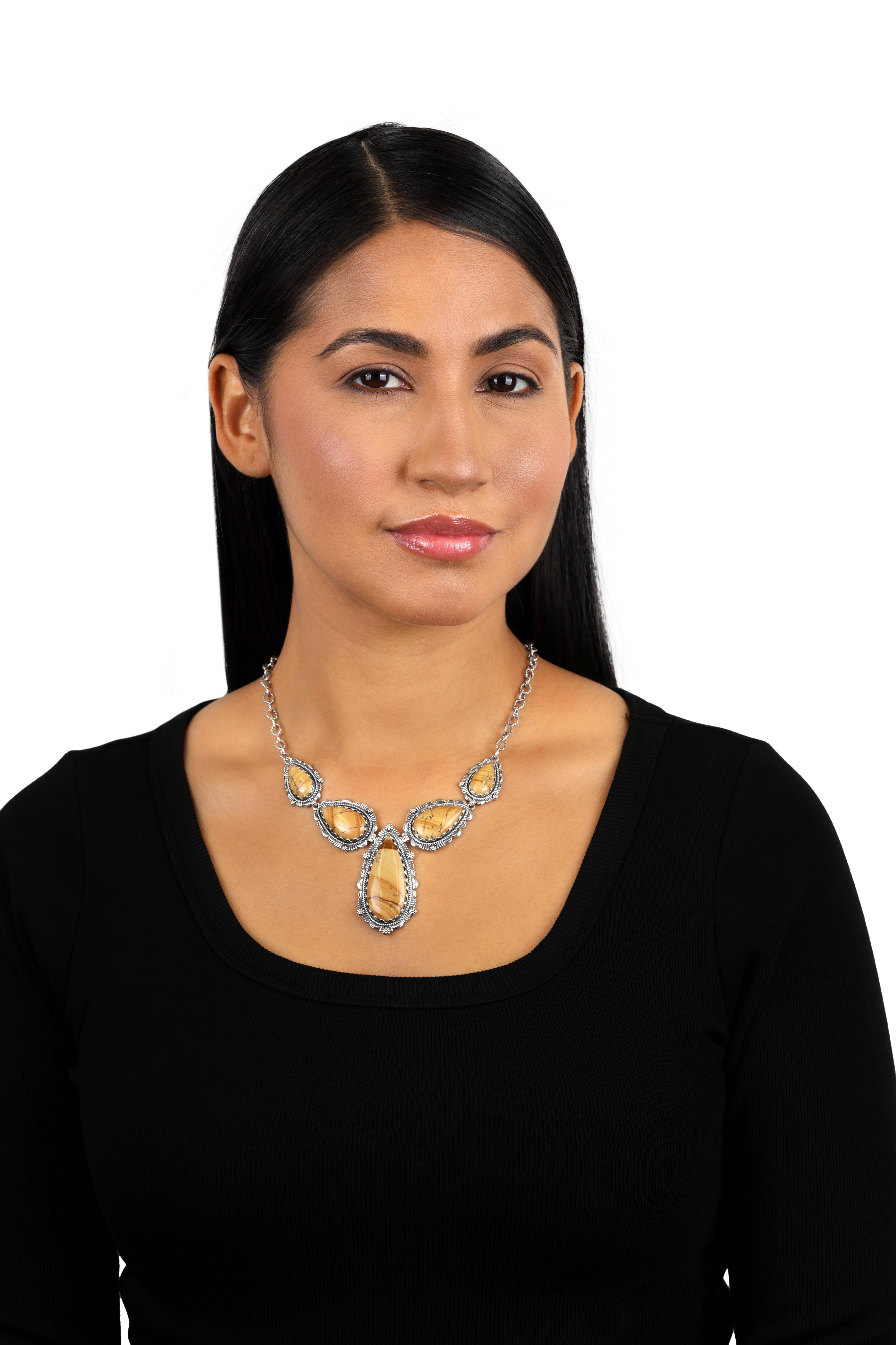 Nativo americano American West - Collana in argento sterling con diaspro a forma di pera, 17 pollici in vendita