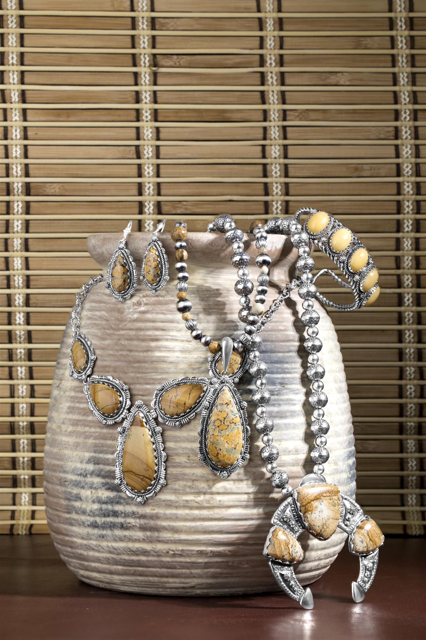 American West - Collana in argento sterling con diaspro a forma di pera, 17 pollici in vendita 3