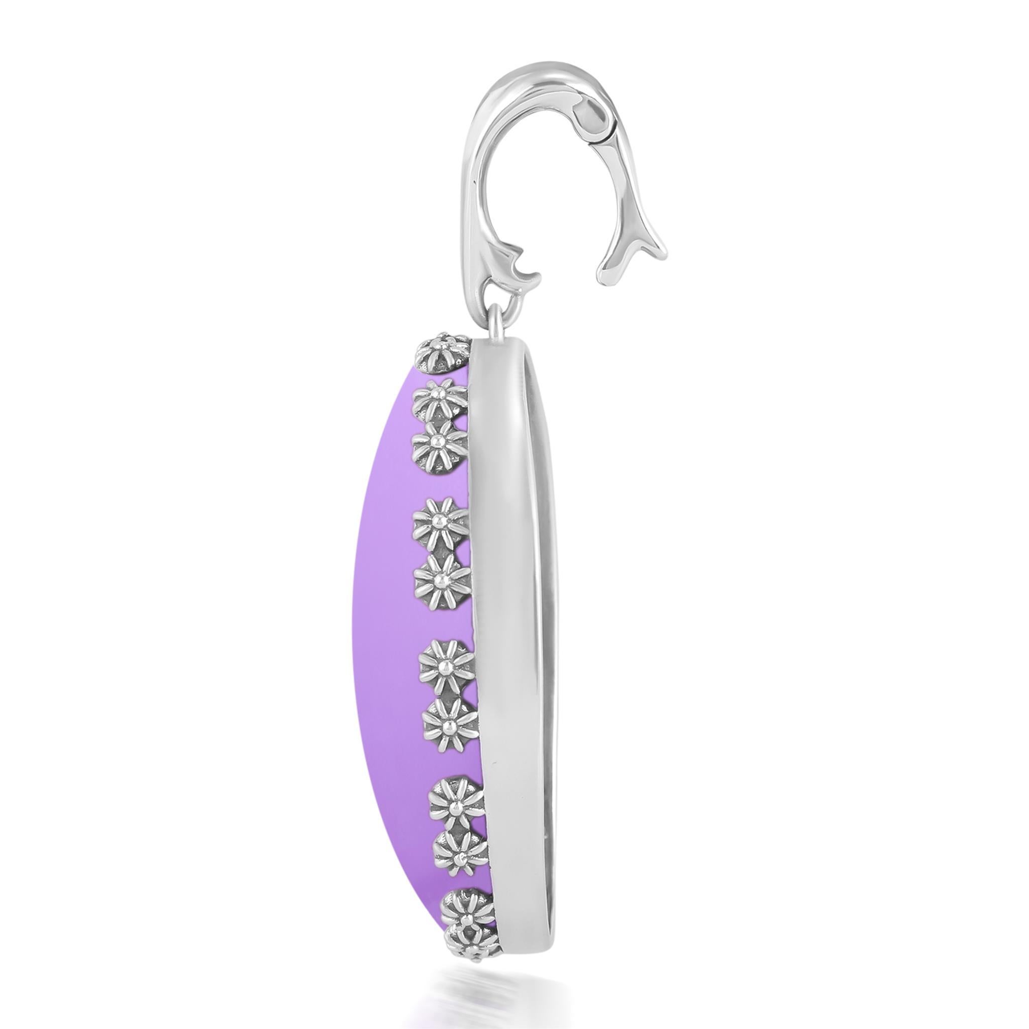 Amérindien Pendentif ovale en phosphosidérite en argent A Silver en vente