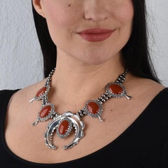 Collier Naja en argent sterling American West Jaspe rouge Squash Blossom