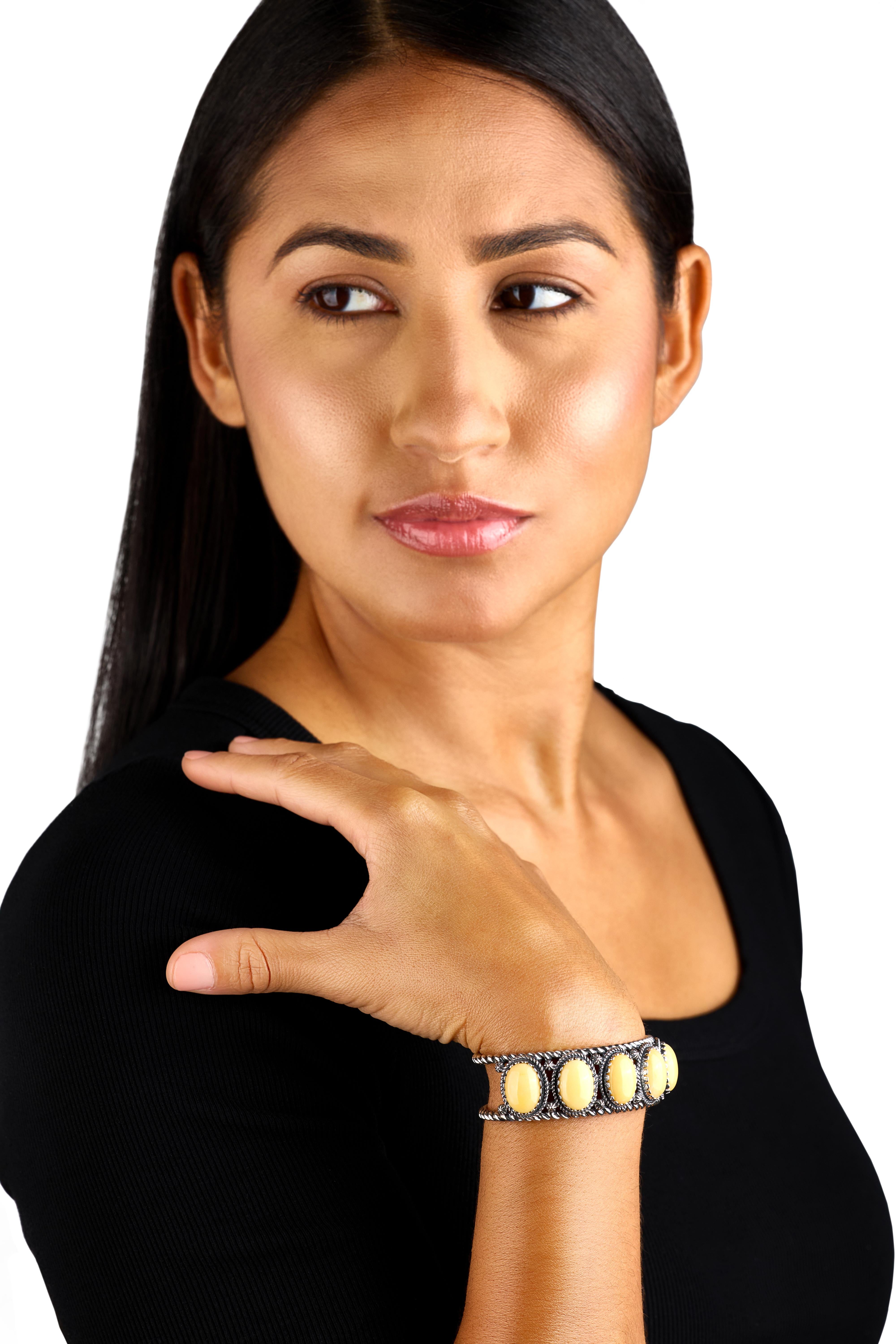 Brazalete de 5 piedras de jaspe amarillo del oeste americano de plata de ley Corte pera en venta