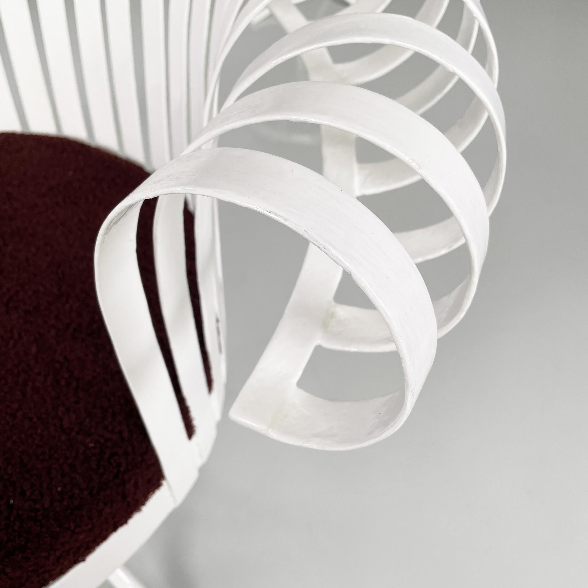Fauteuils de jardin américains en métal blanc par Russell Wood Art, 1960s en vente 3