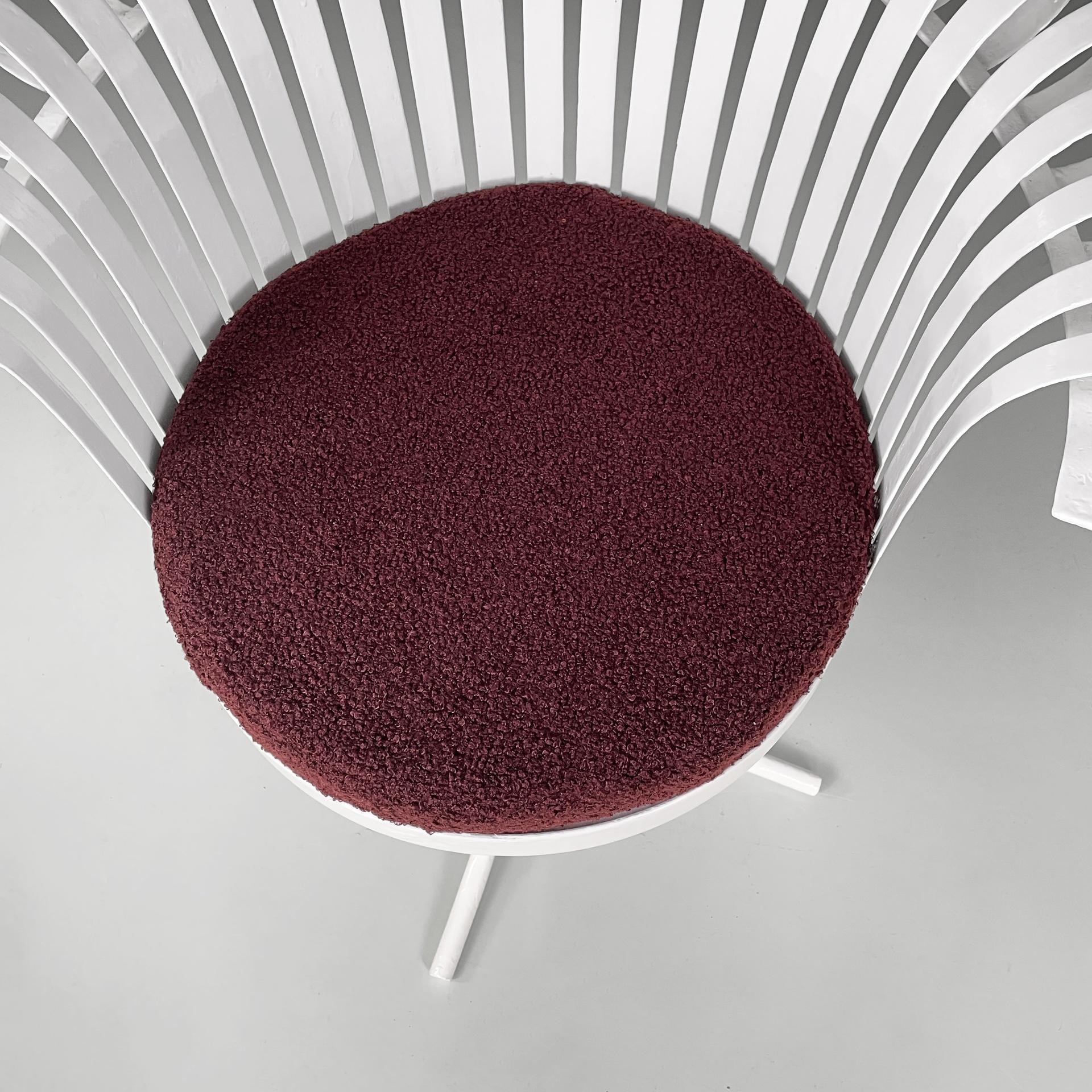 Fauteuils de jardin américains en métal blanc par Russell Wood Art, 1960s en vente 4