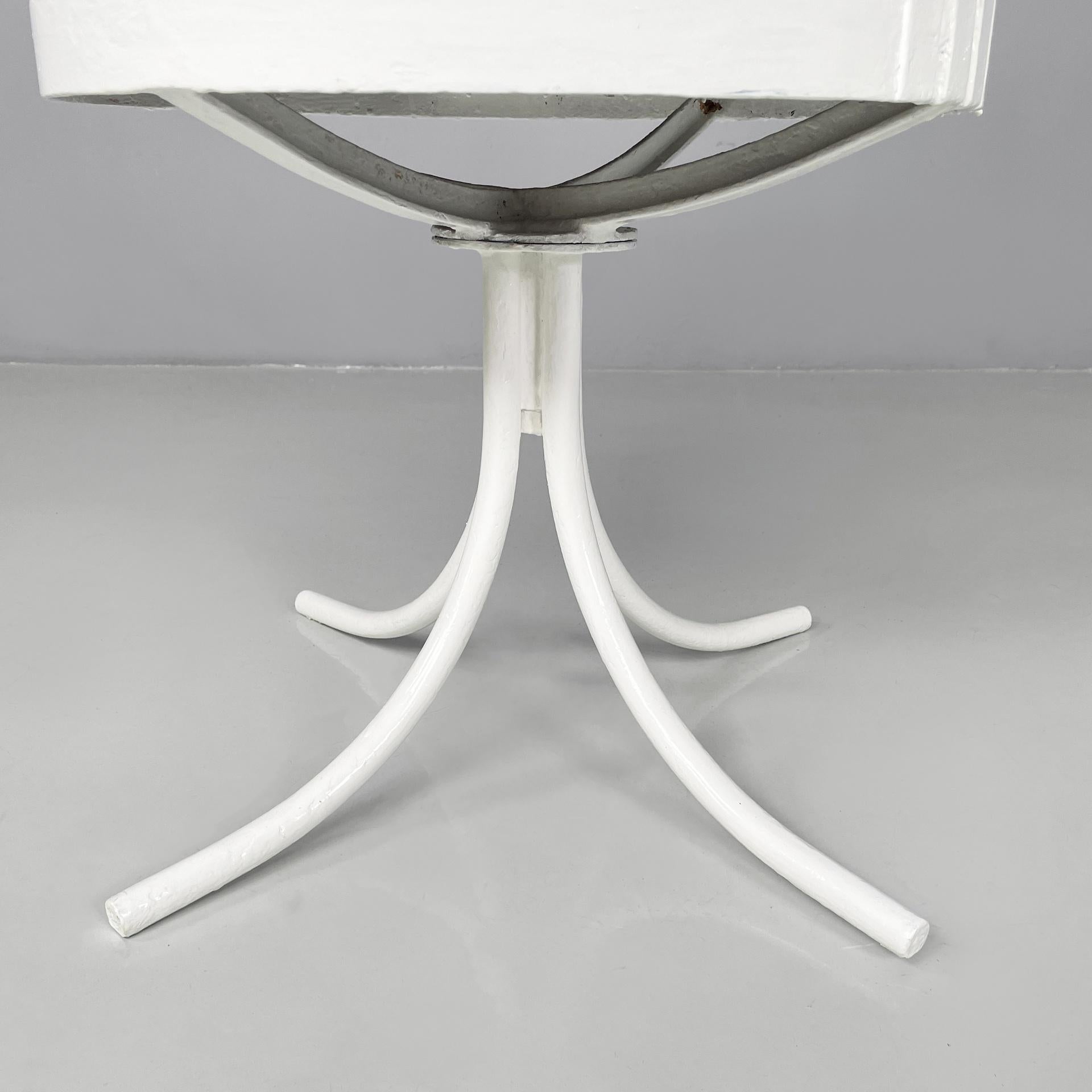 Fauteuils de jardin américains en métal blanc par Russell Wood Art, 1960s en vente 9