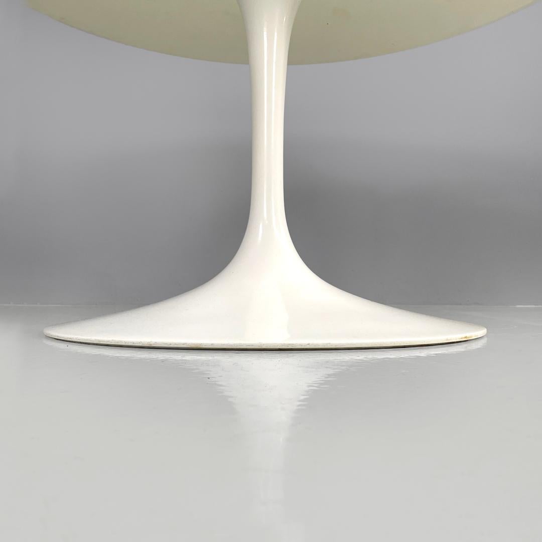 American white round dining table Tulip by Eero Saarinen for Knoll, 2007 For Sale 6