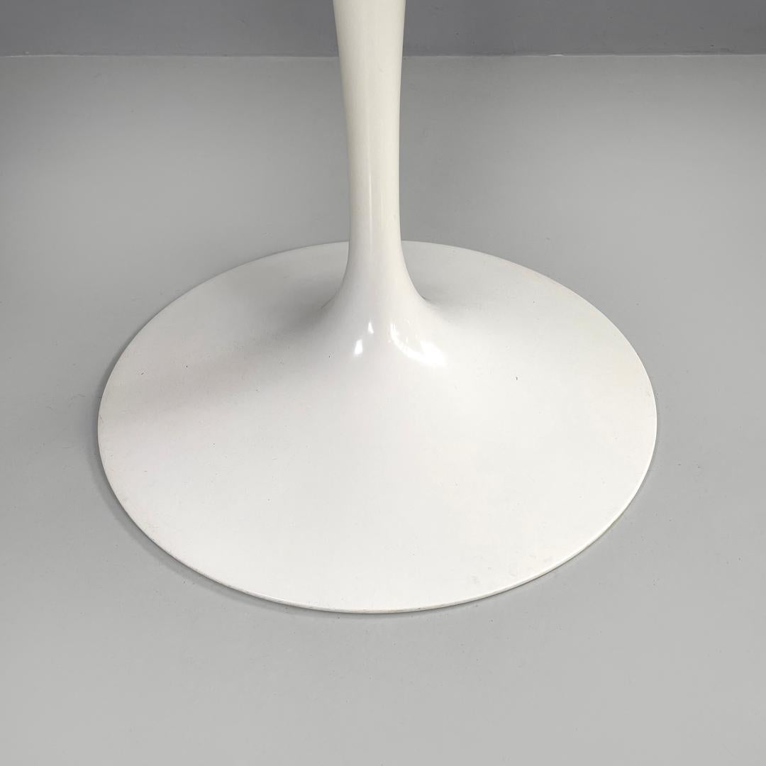 American white round dining table Tulip by Eero Saarinen for Knoll, 2007 For Sale 9