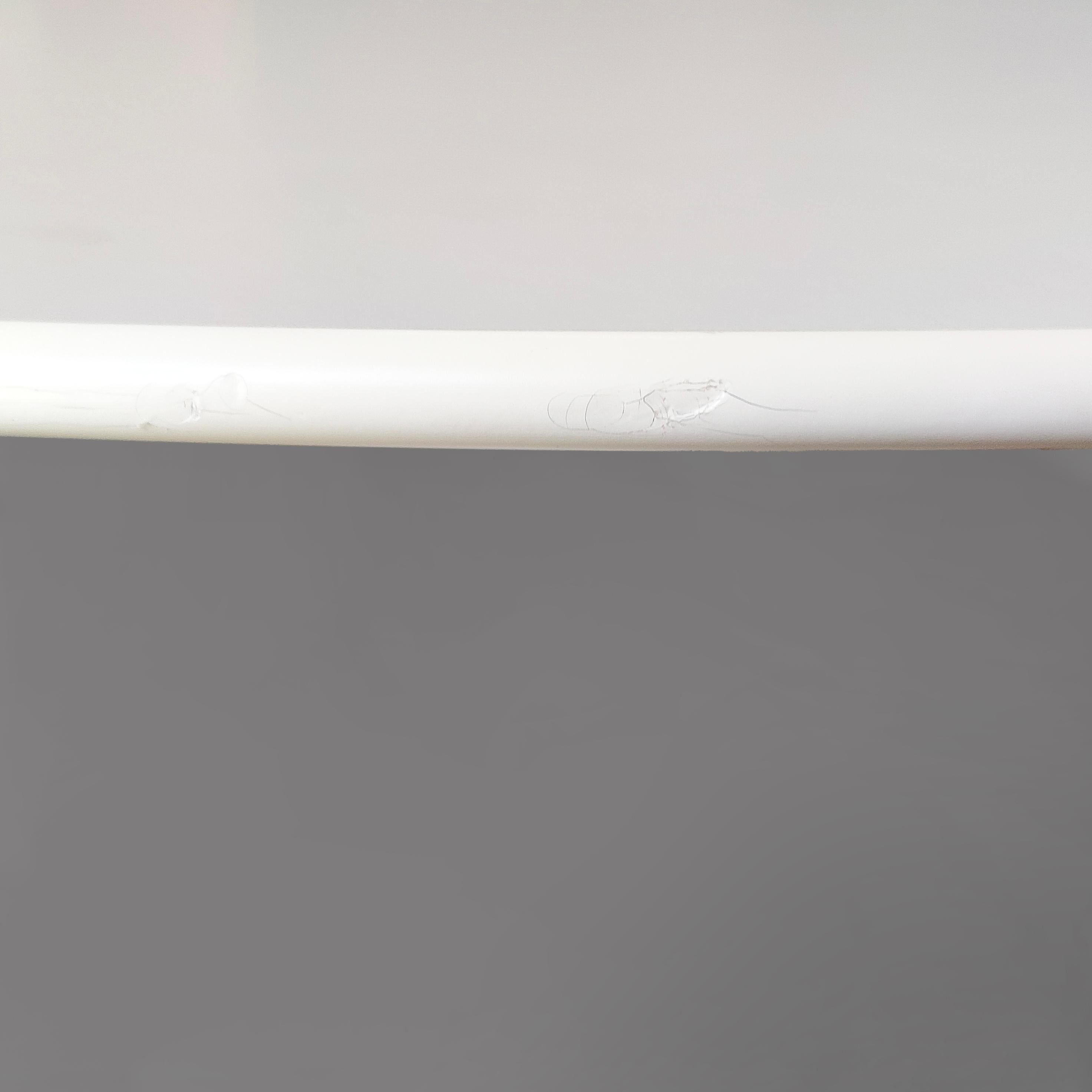 American white round dining table Tulip by Eero Saarinen for Knoll, 2007 For Sale 5