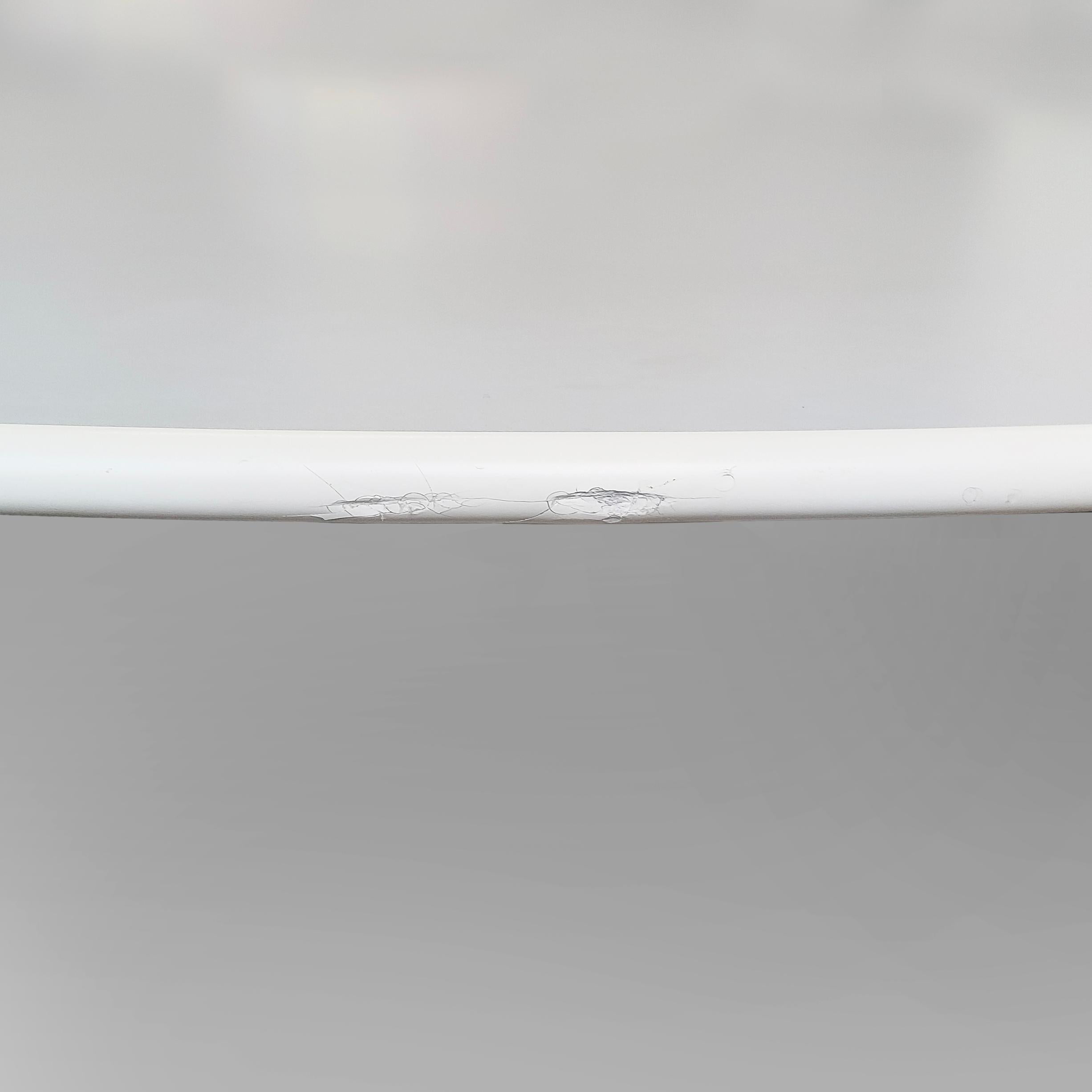 American white round dining table Tulip by Eero Saarinen for Knoll, 2007 For Sale 3