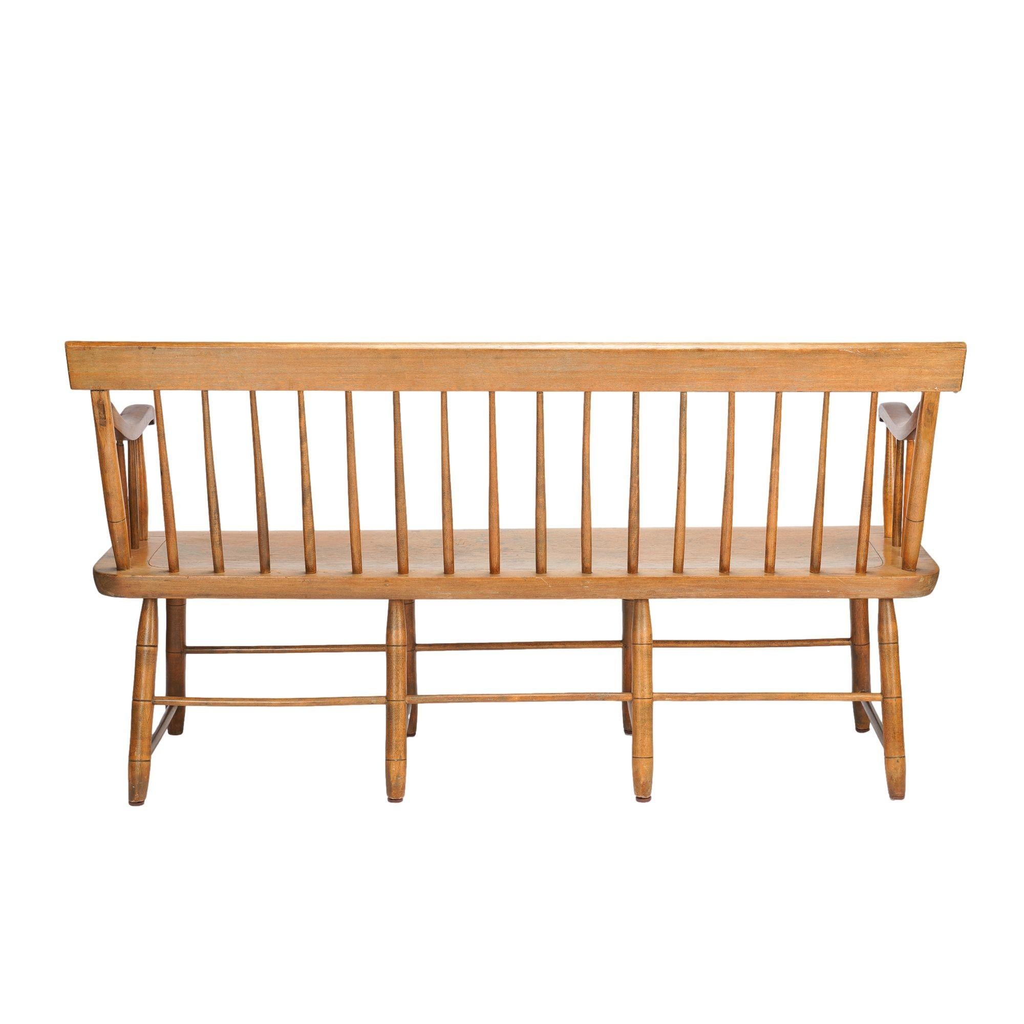 19th Century American Windsor bench, c. 1830 For Sale