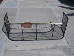 Pare-feu américain en fil métallique et laiton avec fil métallique décoratif, vers 1810