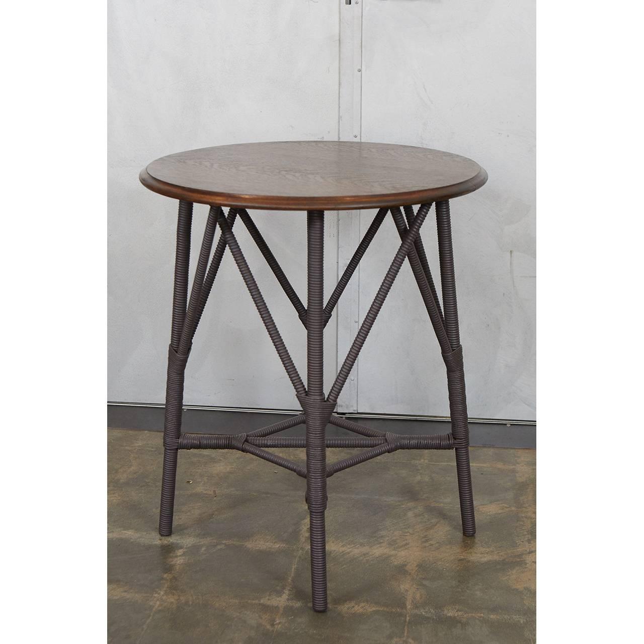 American Wood and Wicker Table In Good Condition For Sale In Culver City, CA